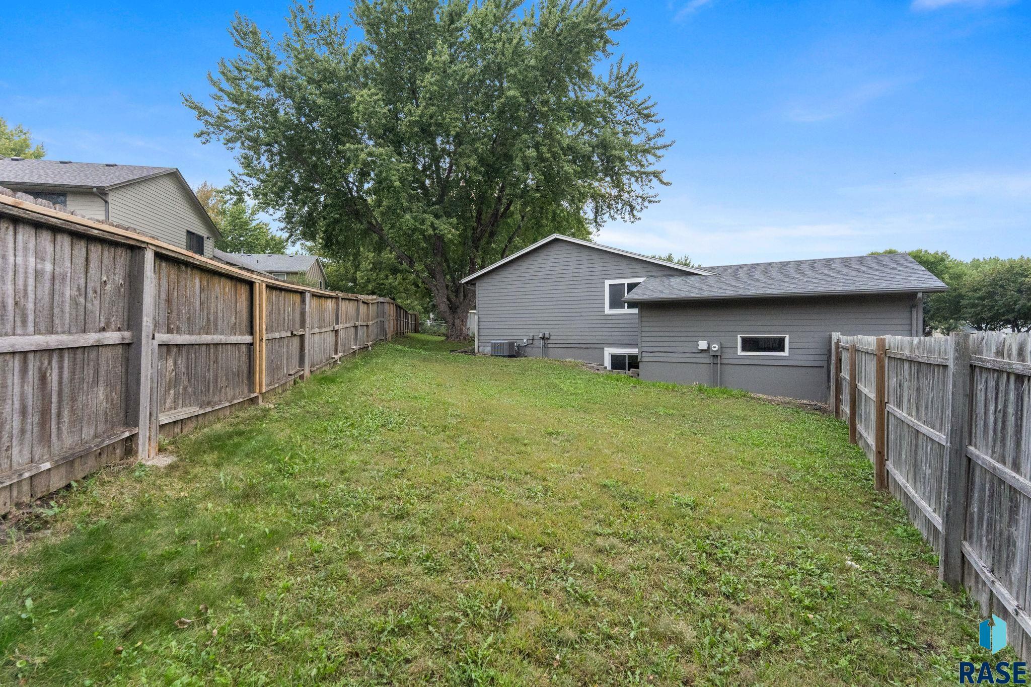 705 Montgomery Ct, Sioux Falls