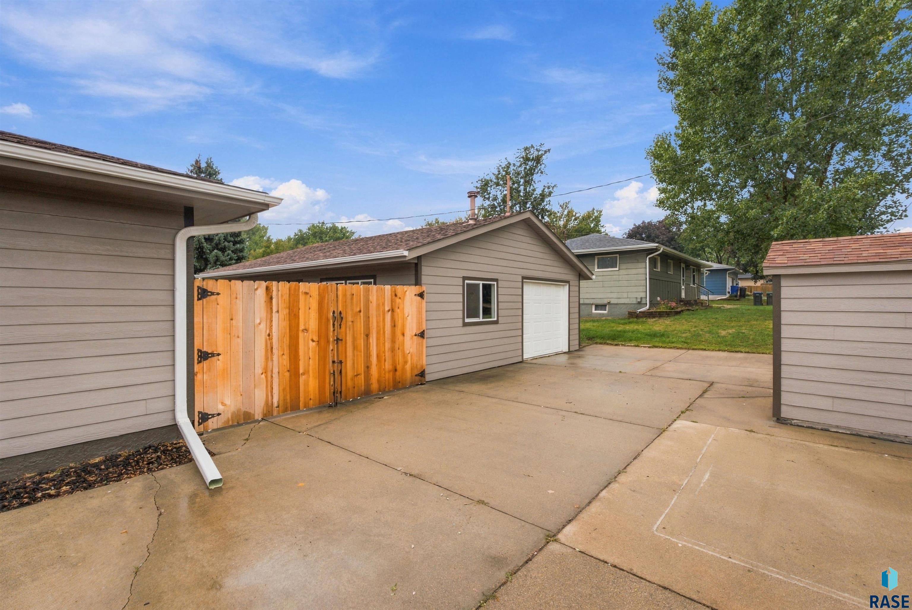 3301 Terry Ave, Sioux Falls