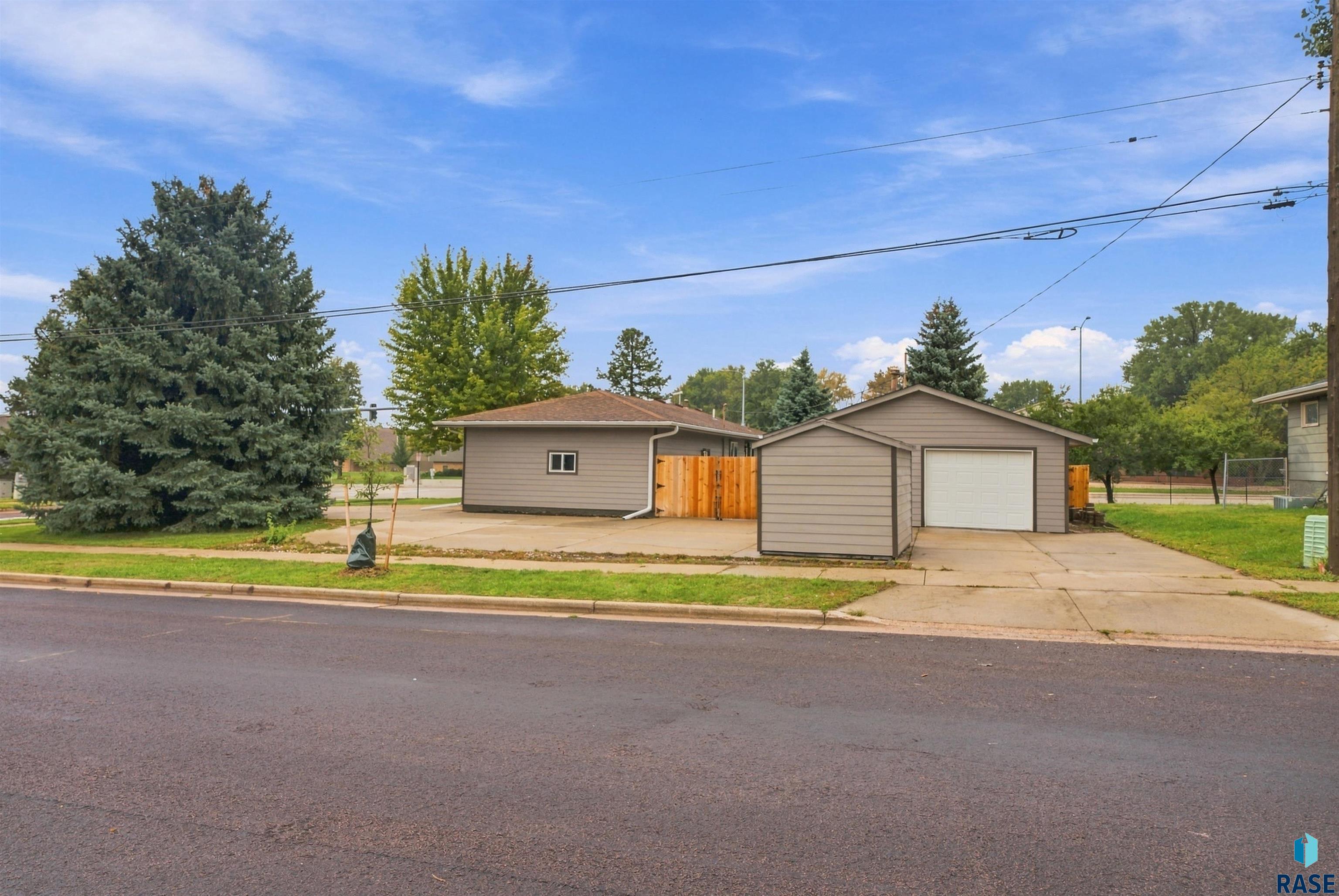 3301 Terry Ave, Sioux Falls