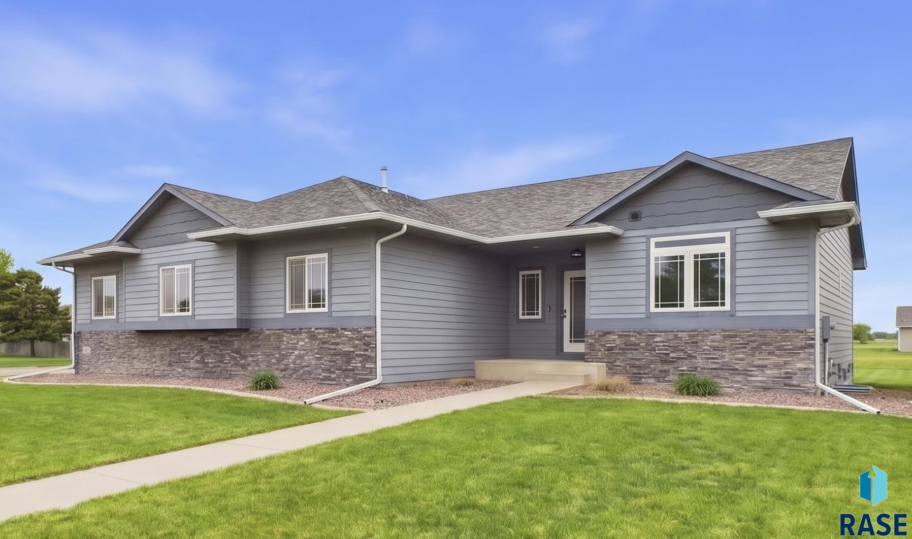 6909 S Shadow Cir, Sioux Falls