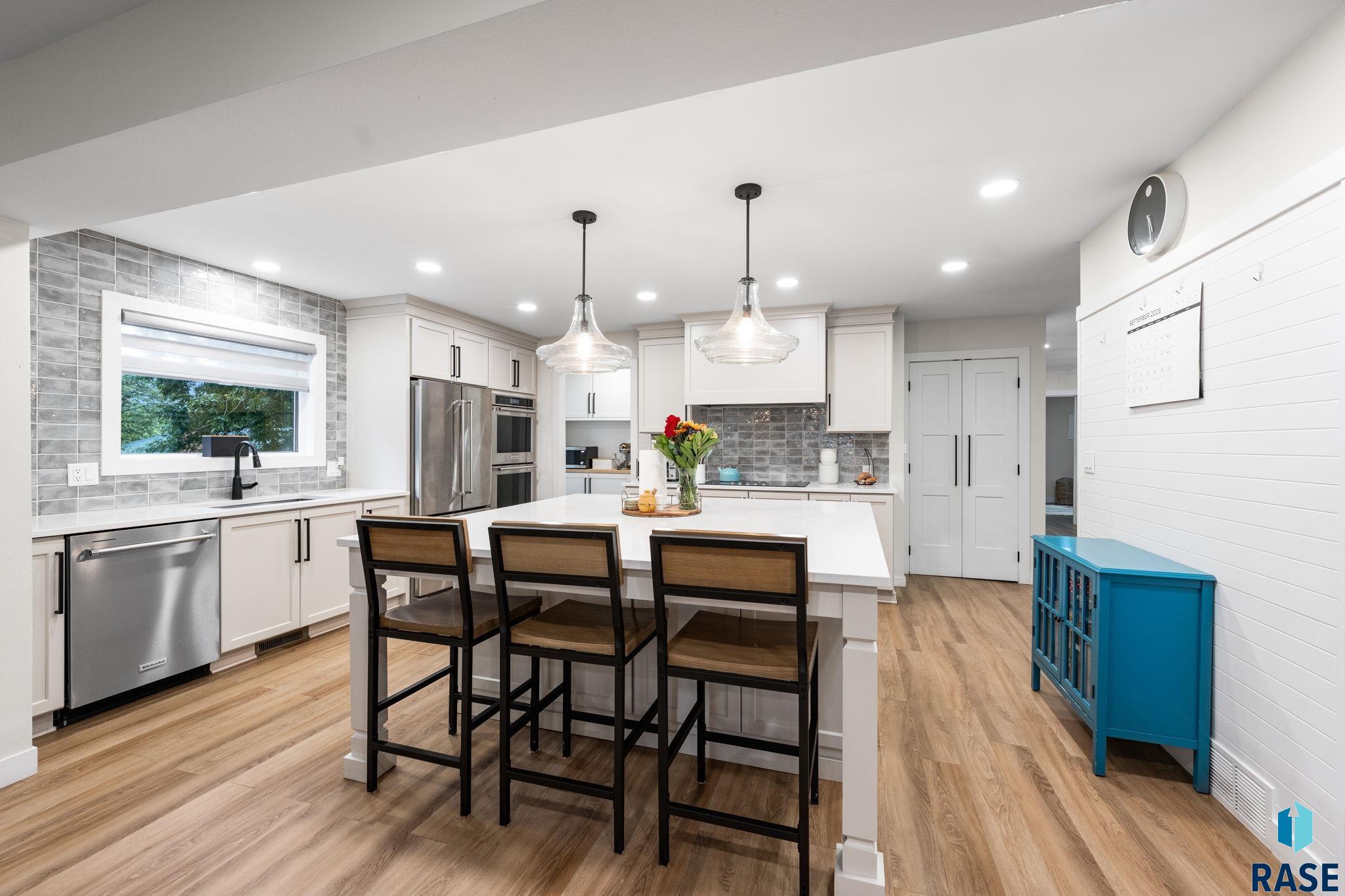 321 Aspen Dr, Sioux Falls