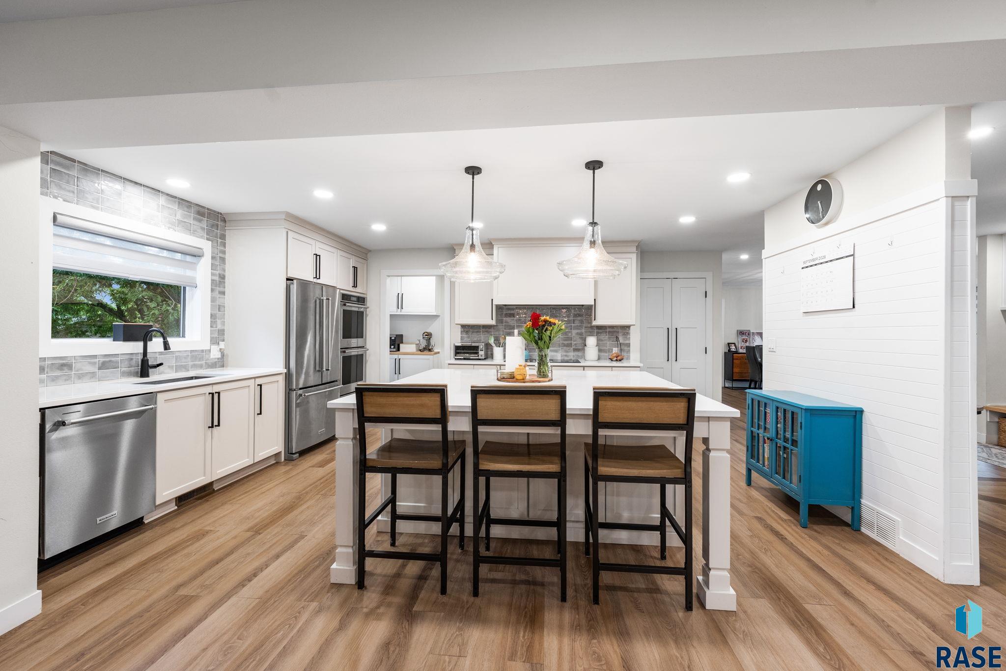 321 Aspen Dr, Sioux Falls