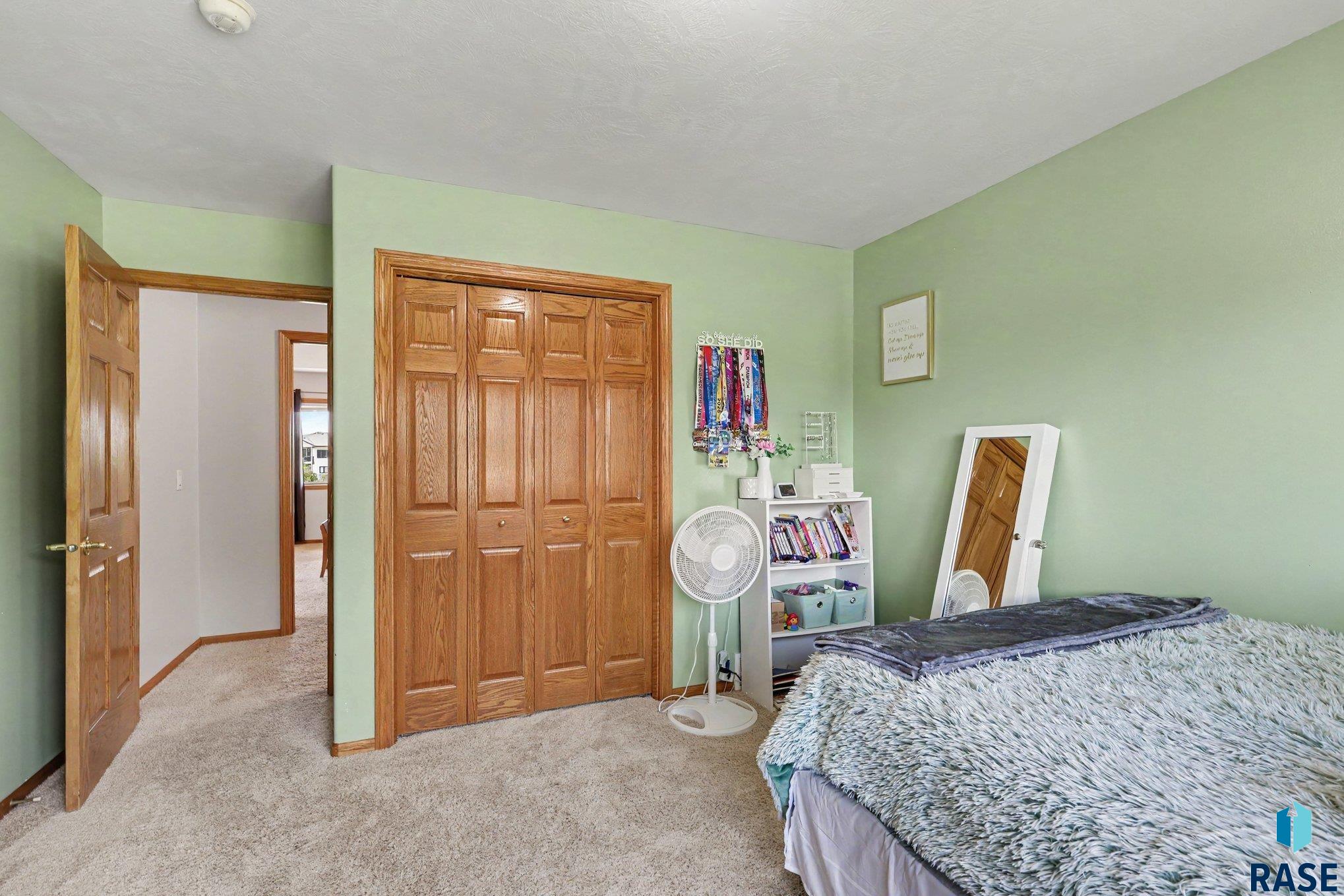 27229 Lovely Pl, Tea