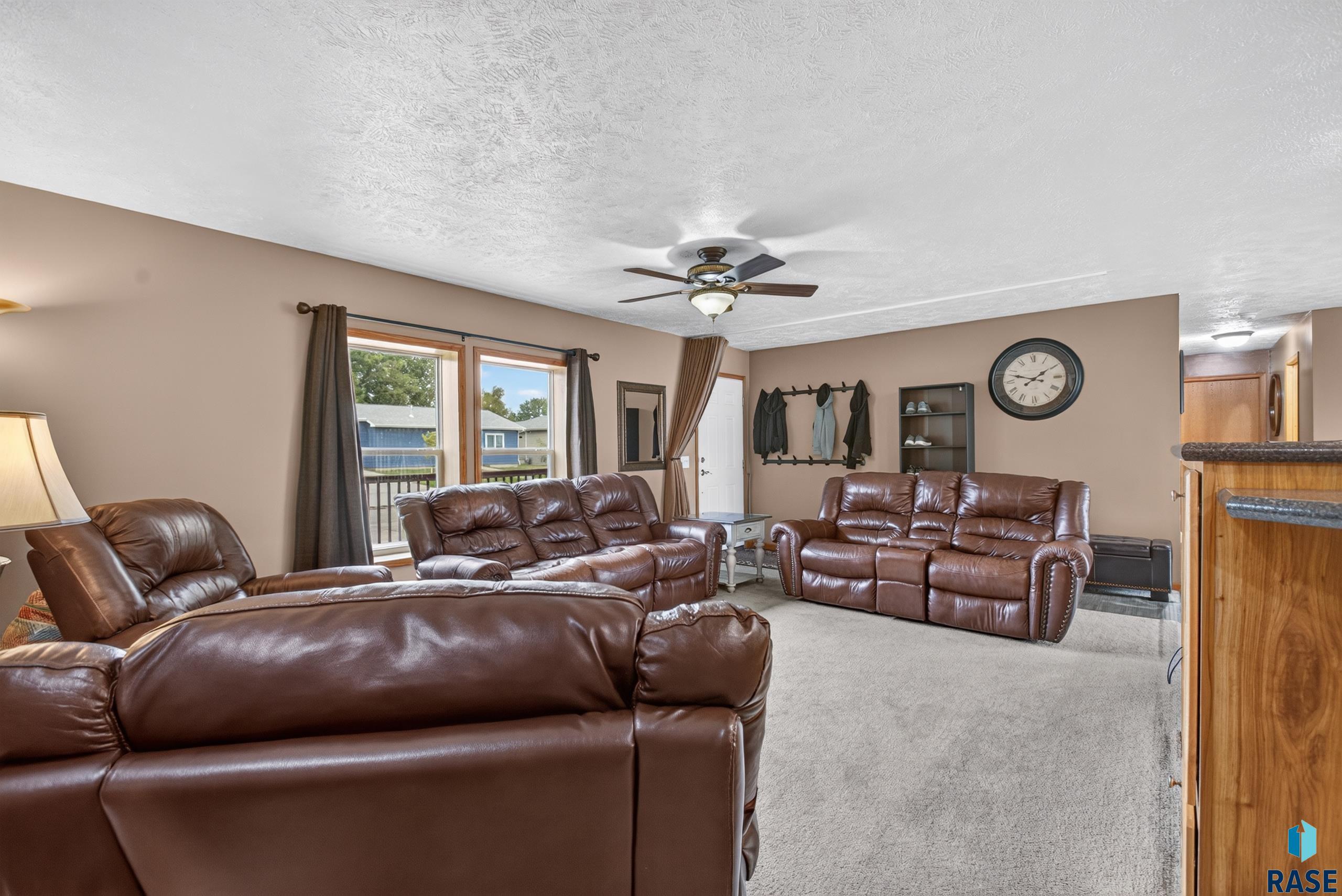809 McKinley St, Lennox