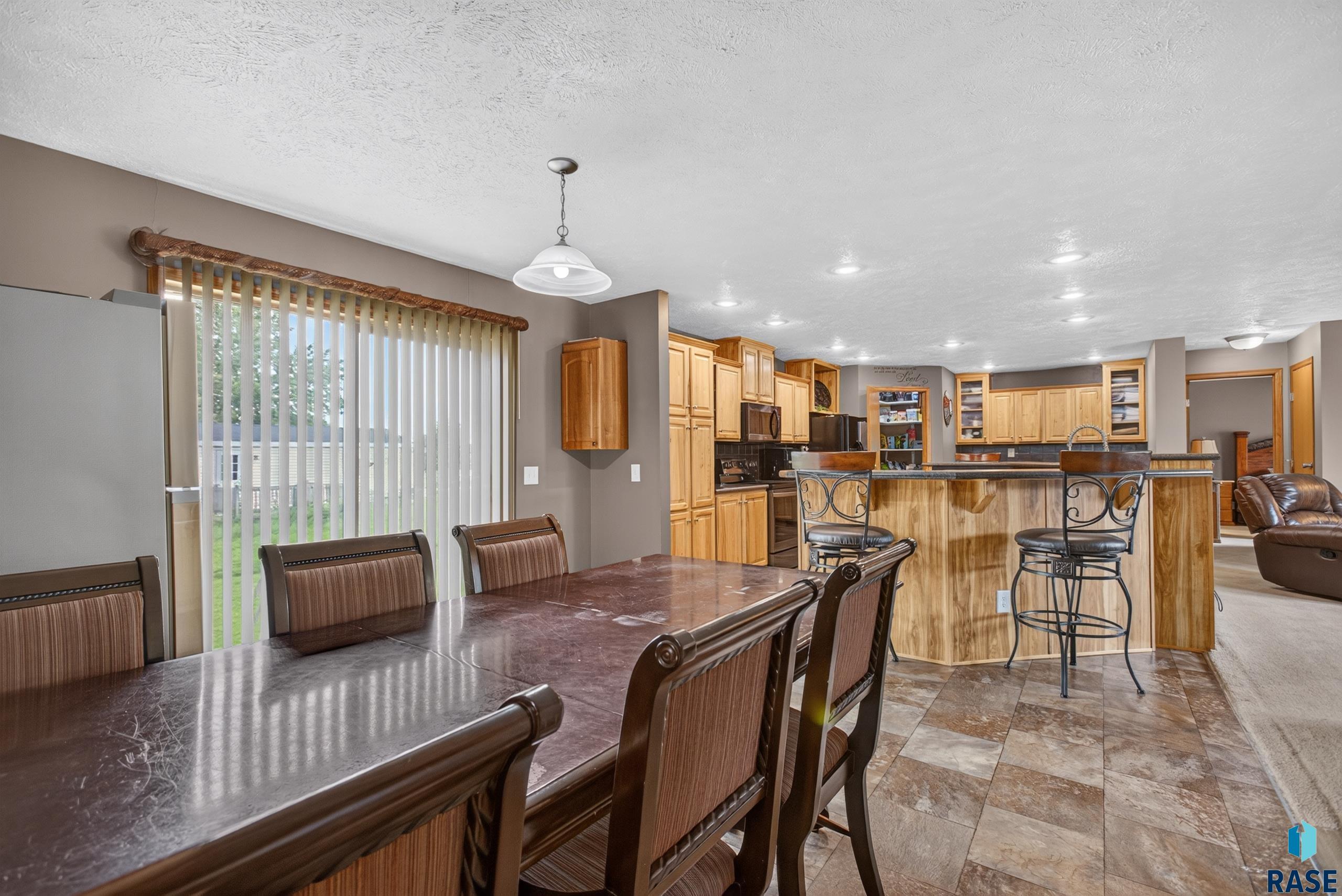 809 McKinley St, Lennox