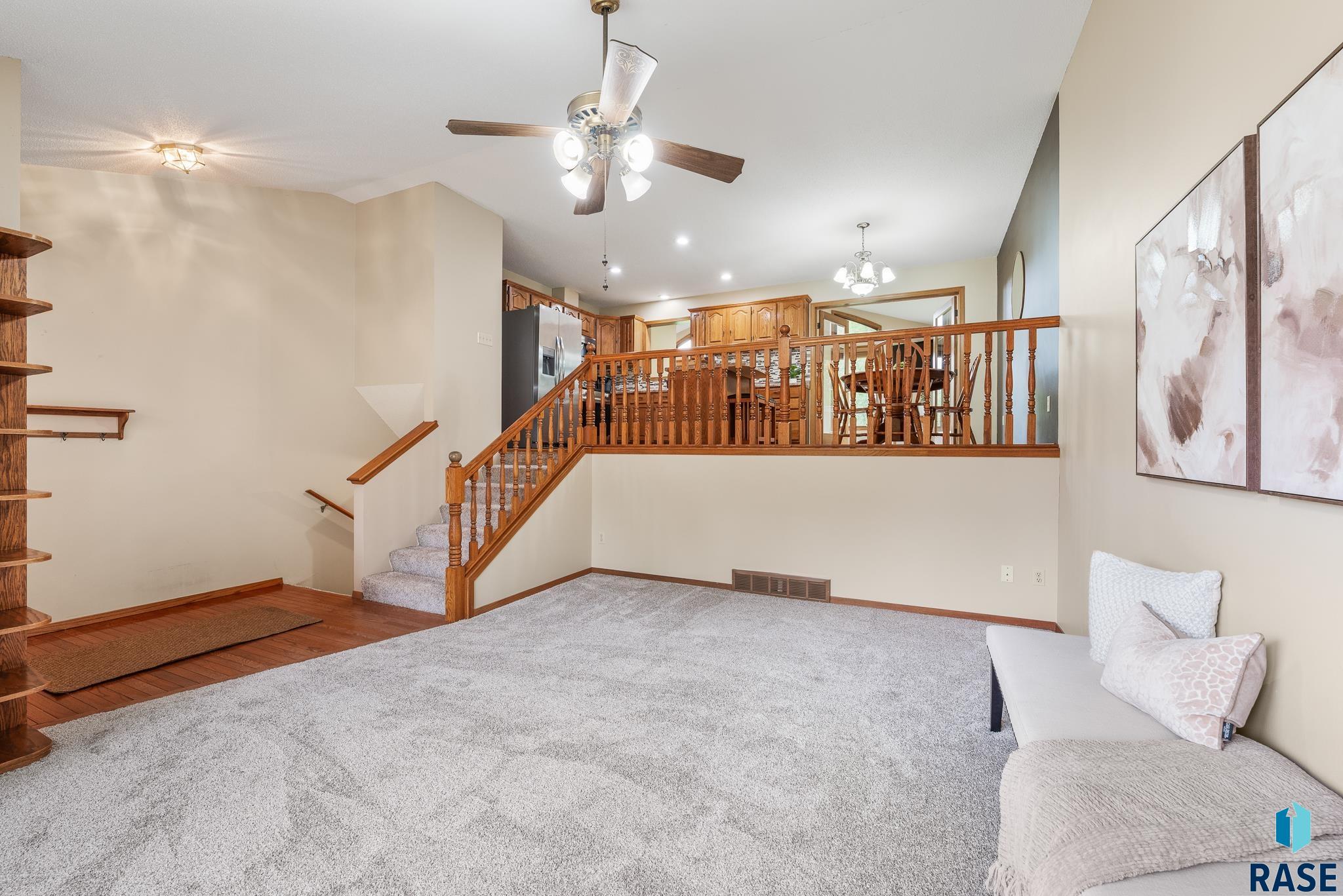 319 Hagemeyer Dr, Tea