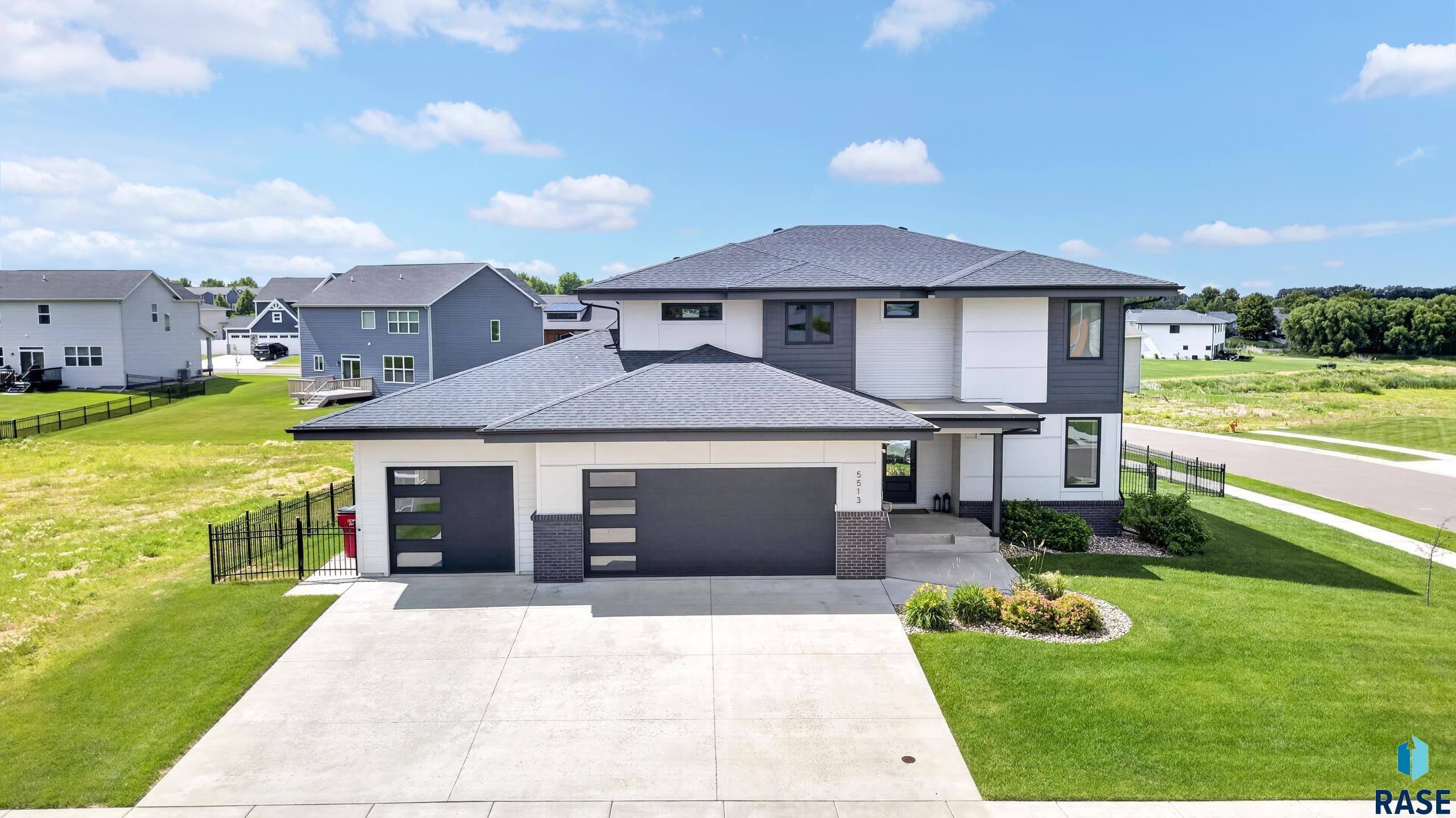 5513 W Patriot St, Sioux Falls