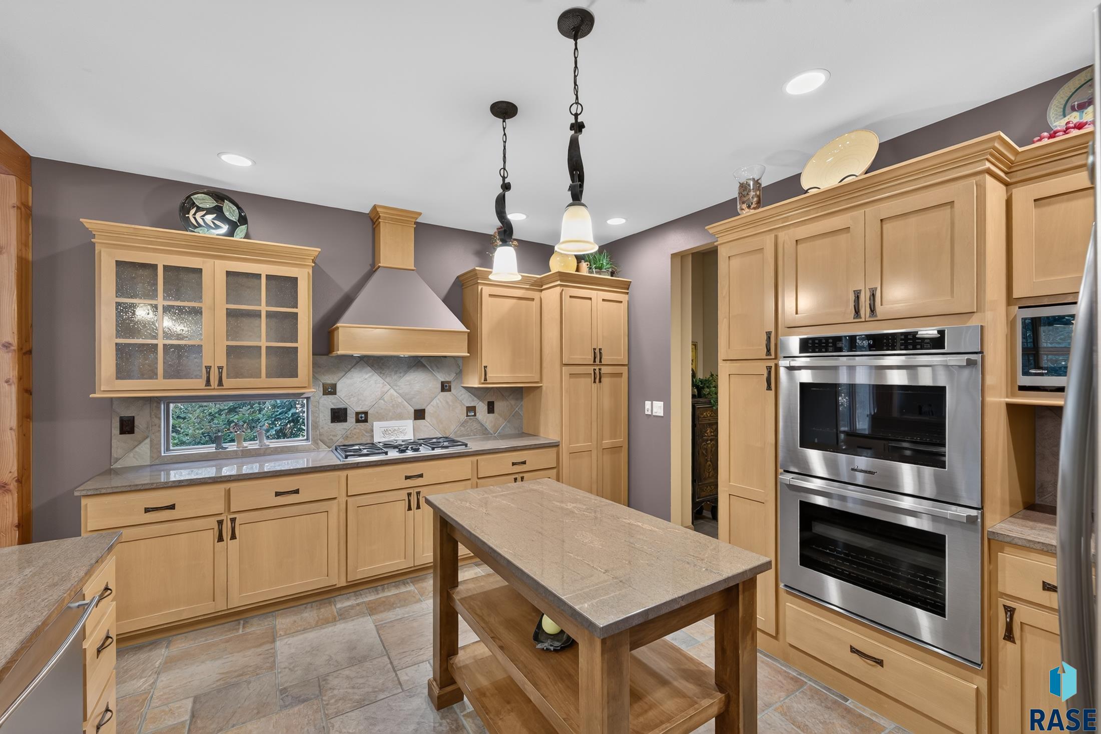 2208 Black Rock Cir, Sioux Falls
