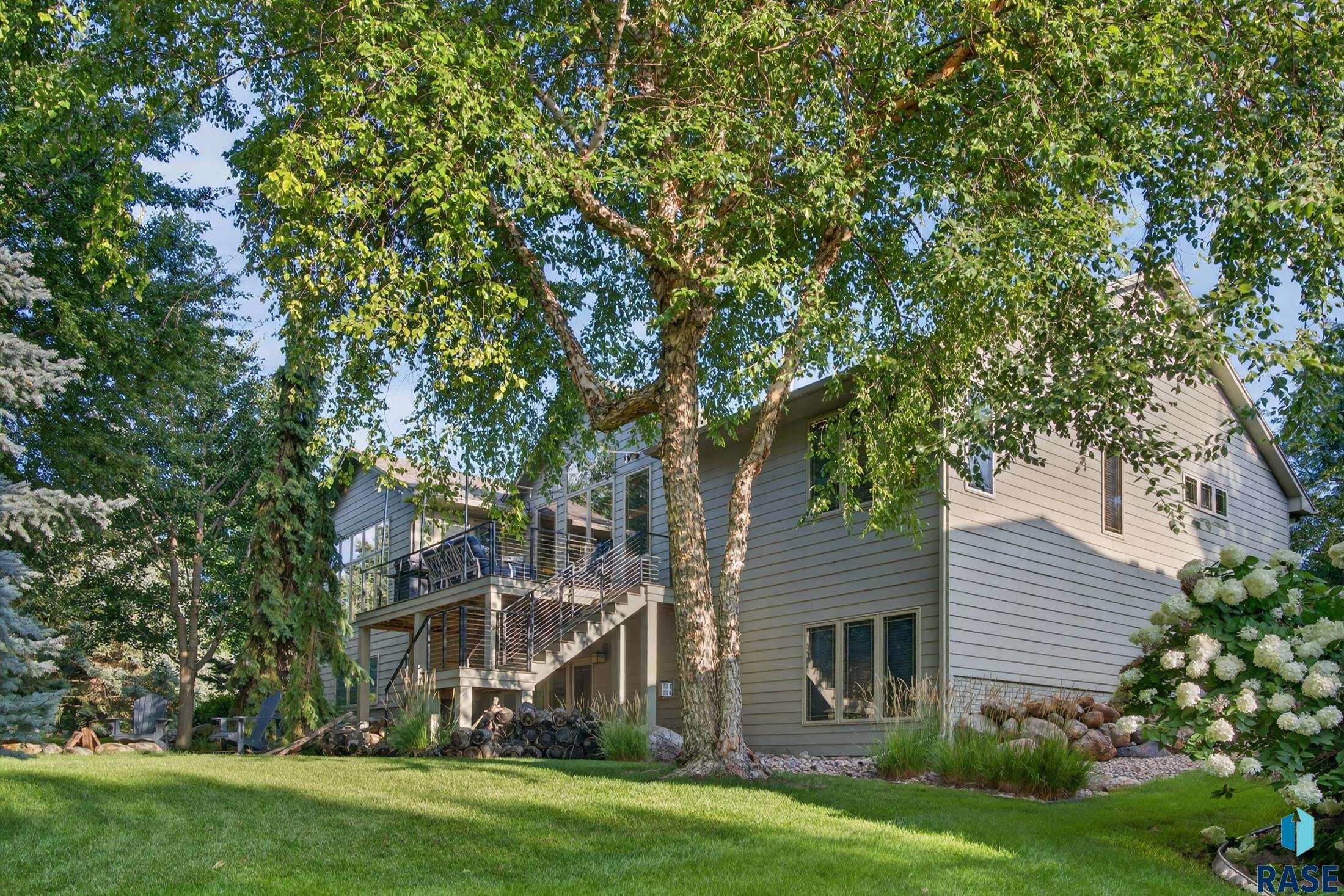 2208 Black Rock Cir, Sioux Falls