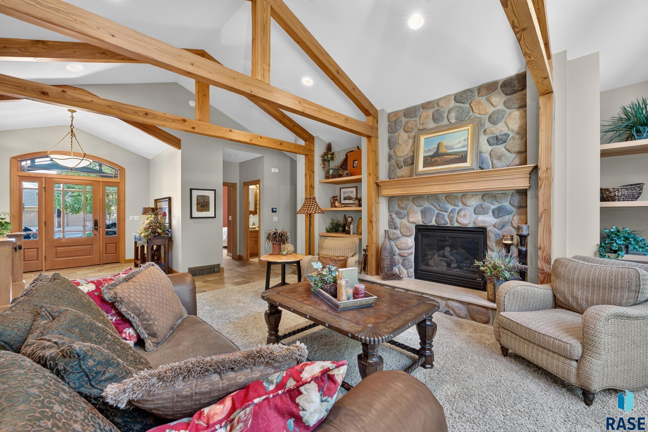 2208 Black Rock Cir, Sioux Falls
