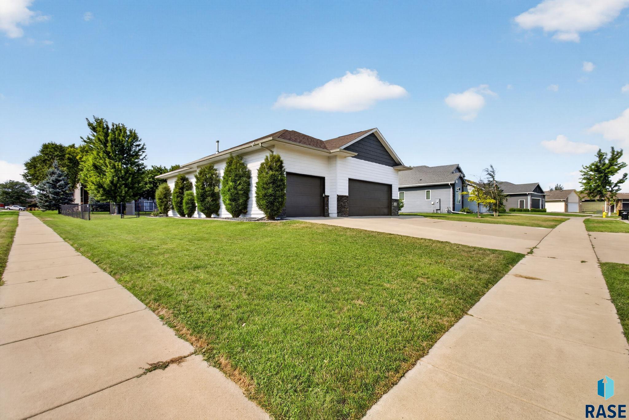 4900 Mangrove St, Sioux Falls