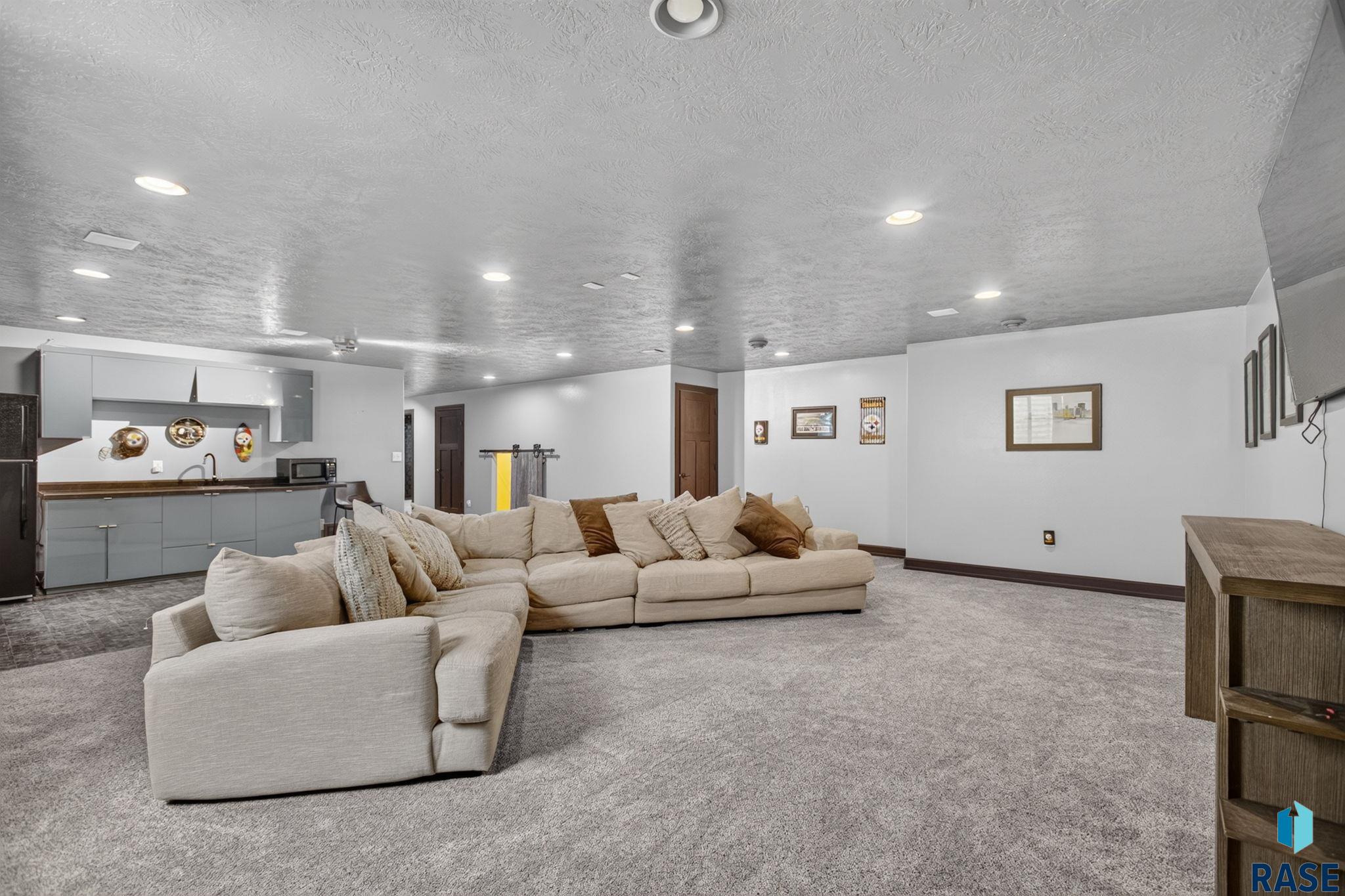 4900 Mangrove St, Sioux Falls