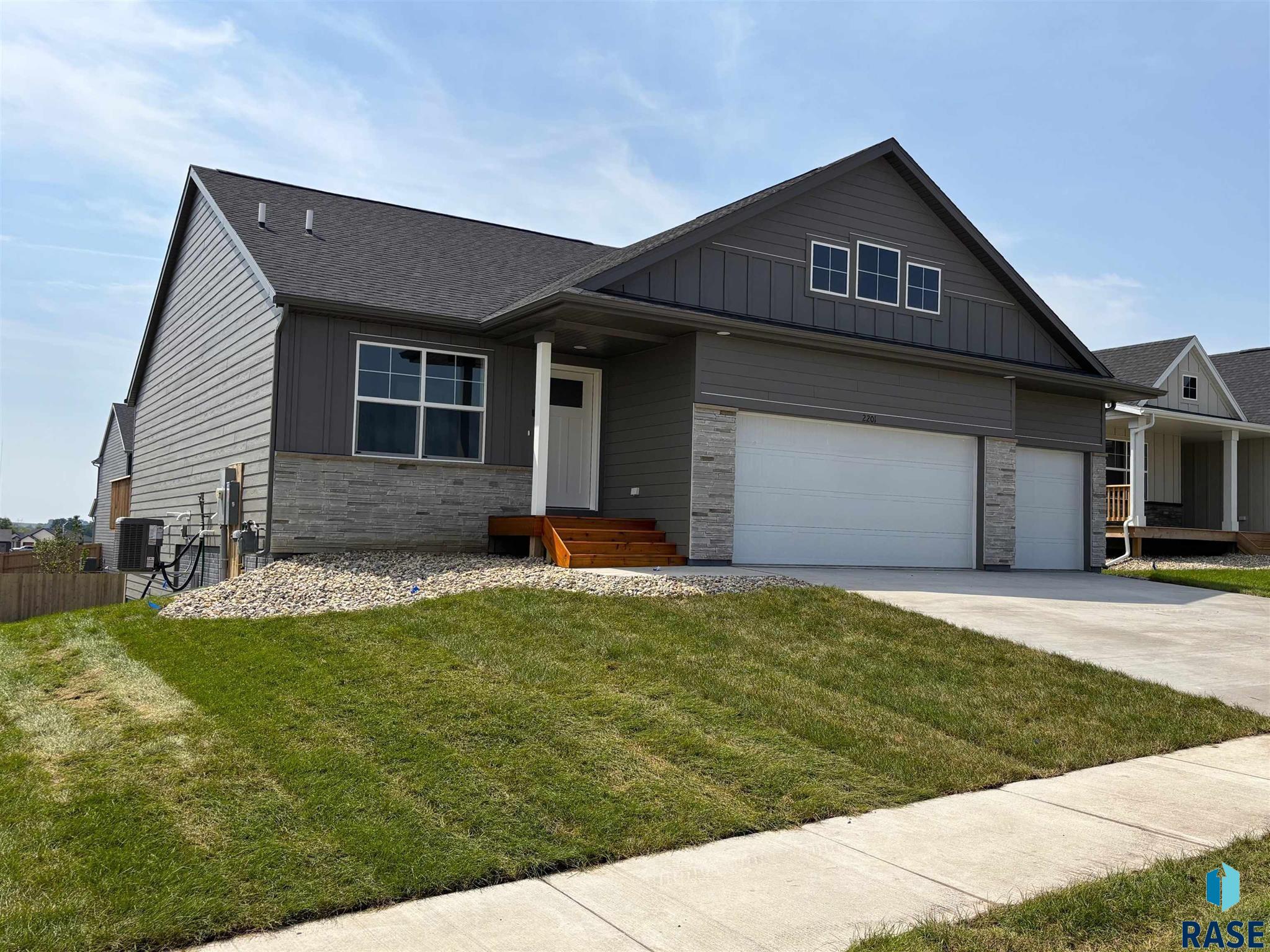 2201 E Alexa St, Brandon