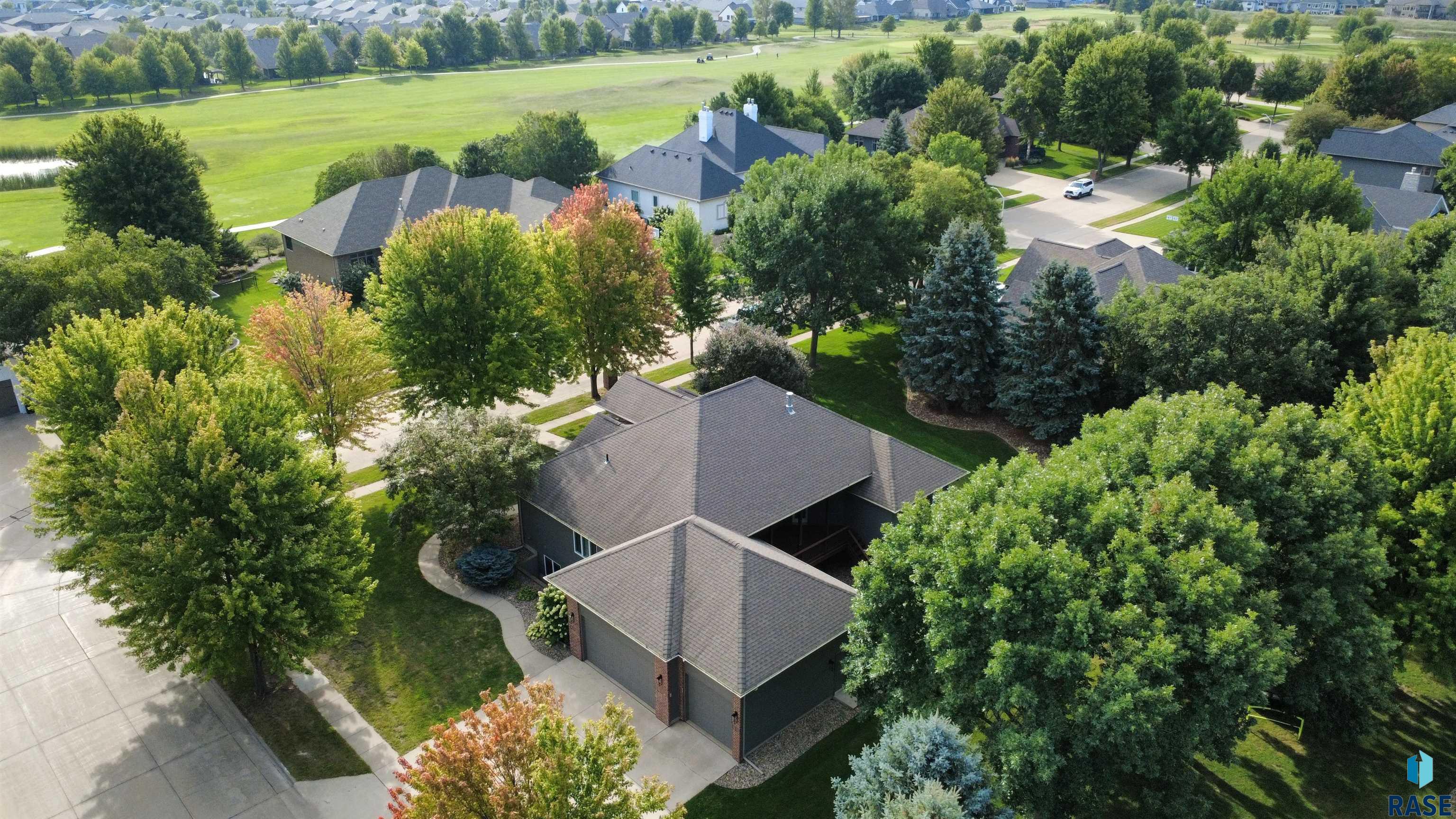 6205 Pinehurst Ct, Sioux Falls