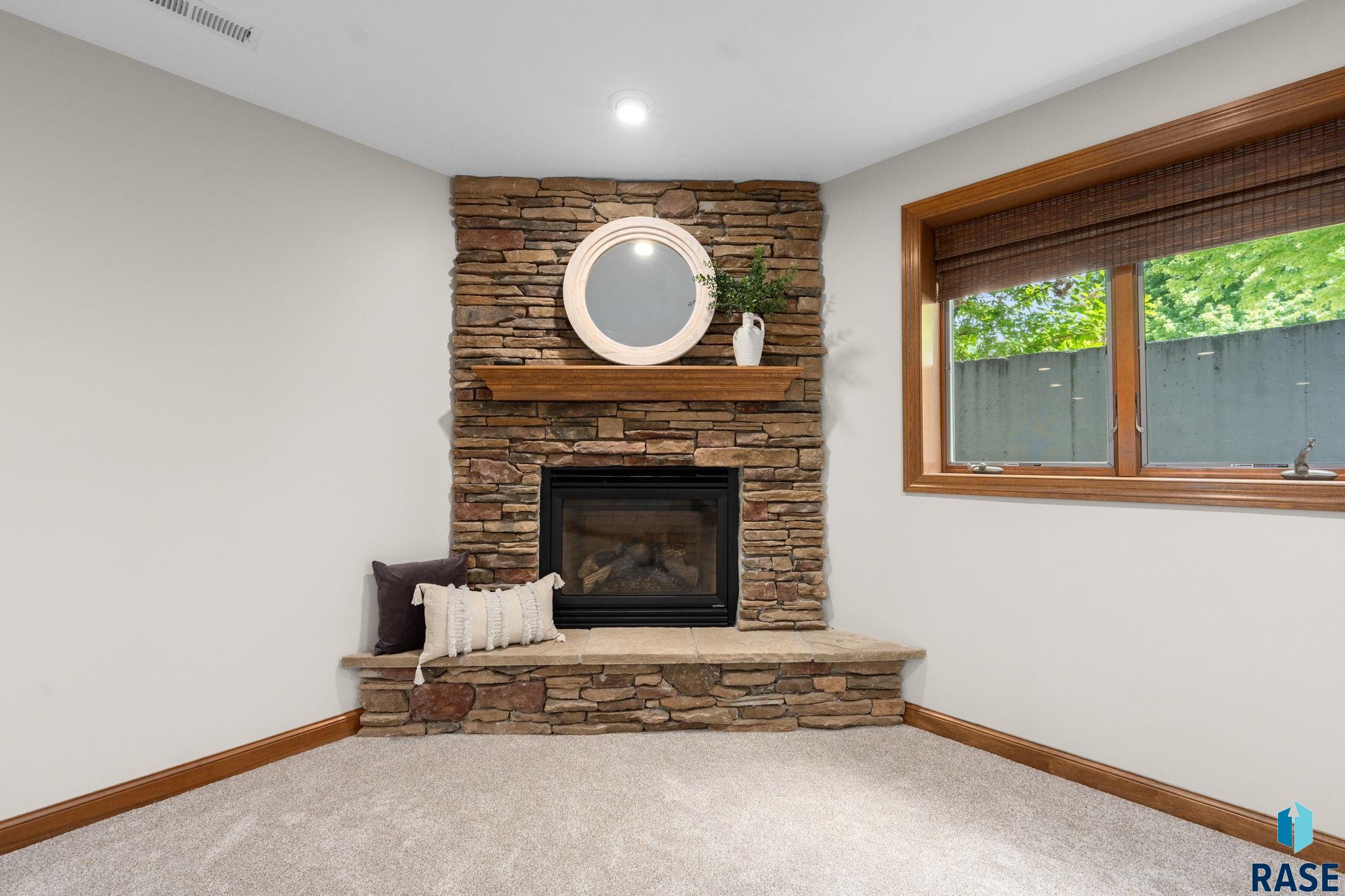 6205 Pinehurst Ct, Sioux Falls