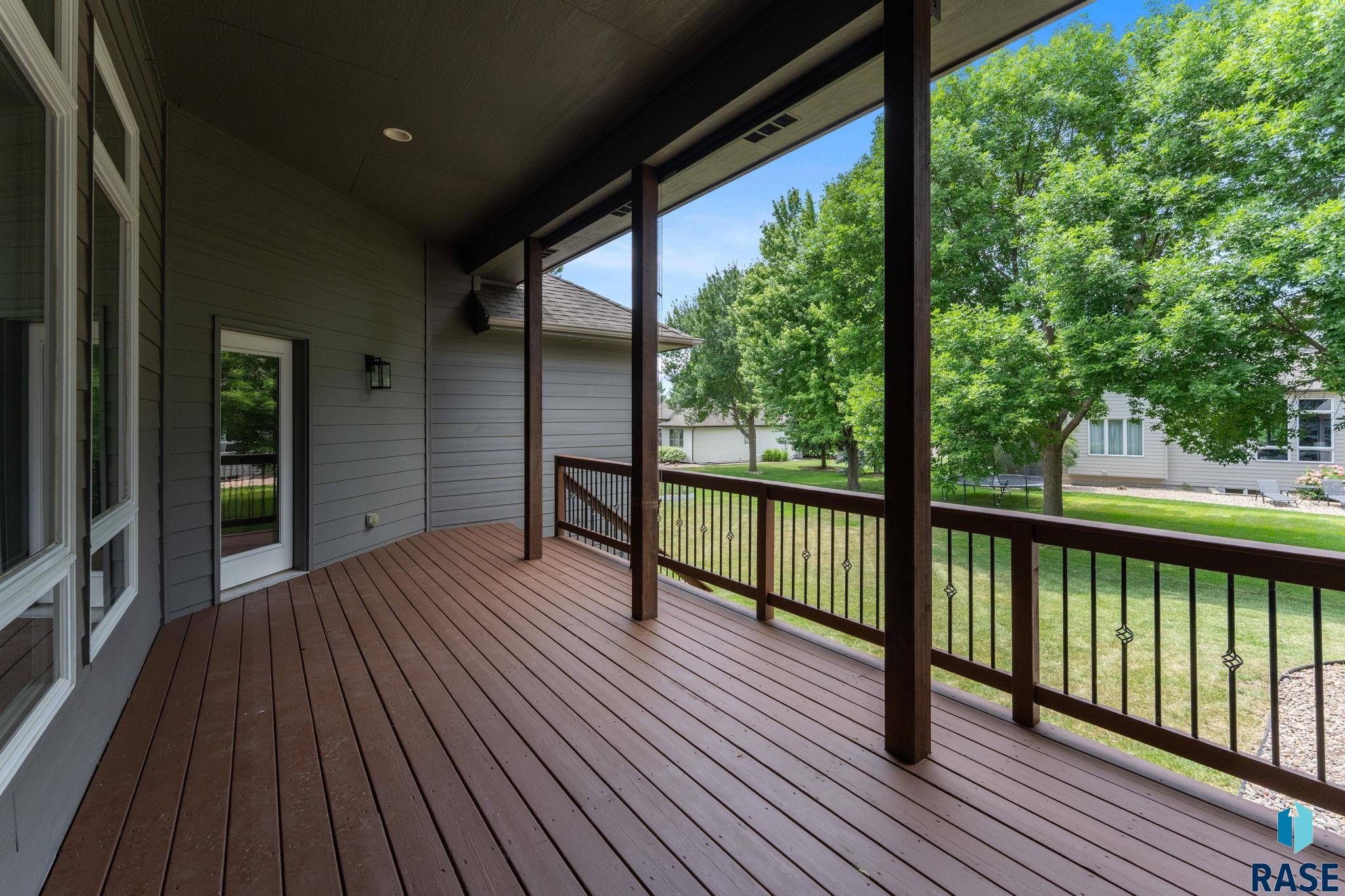 6205 Pinehurst Ct, Sioux Falls