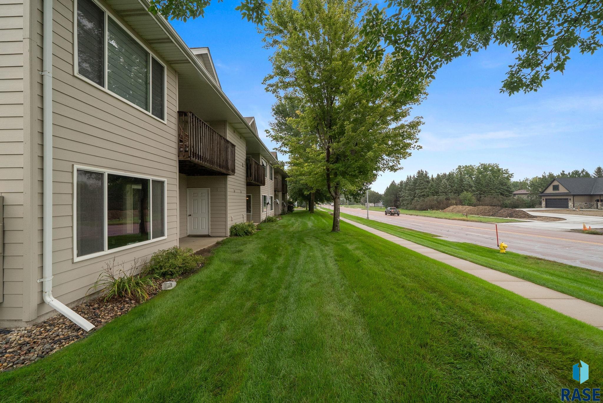 7111 56th St, Sioux Falls