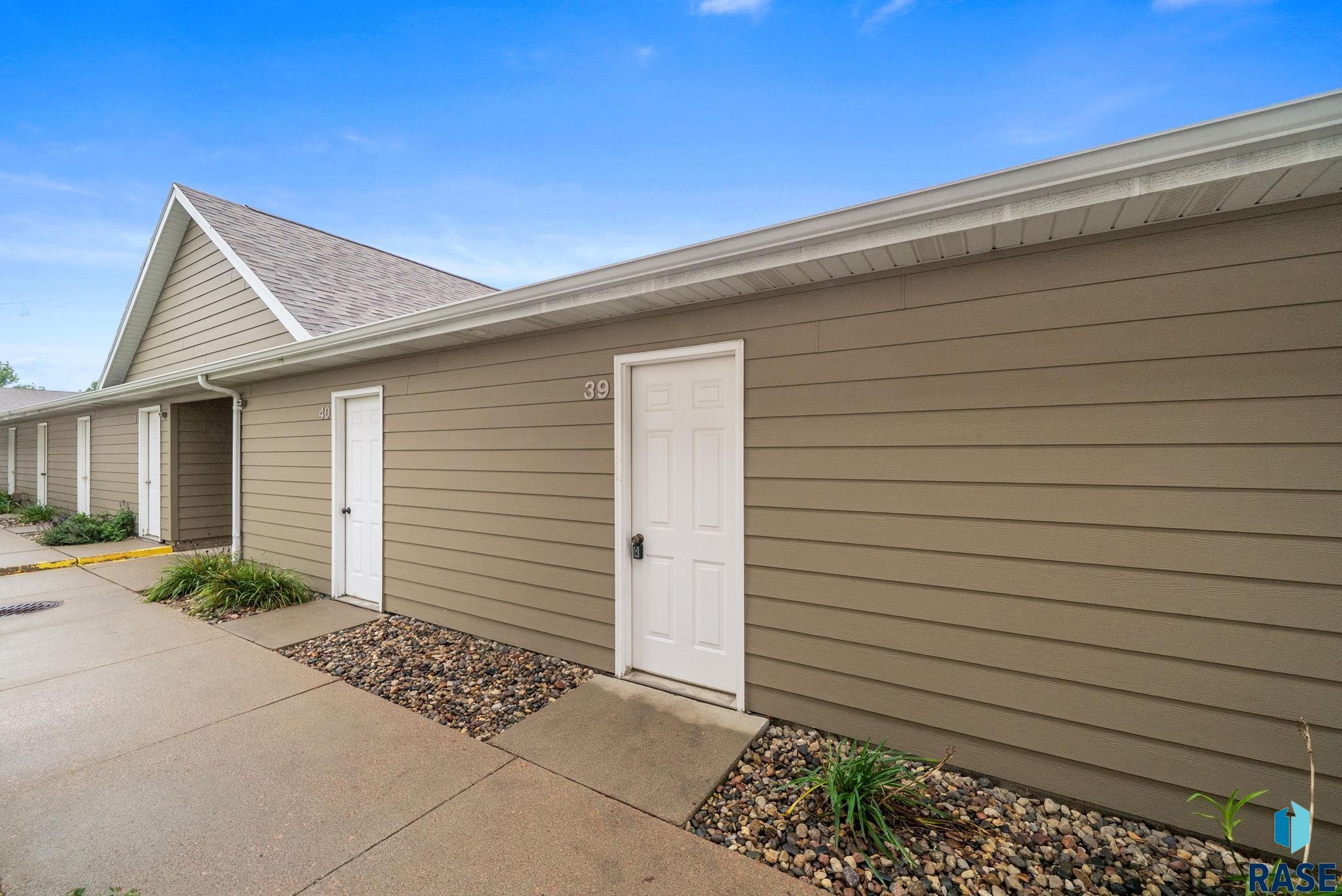 7111 56th St, Sioux Falls