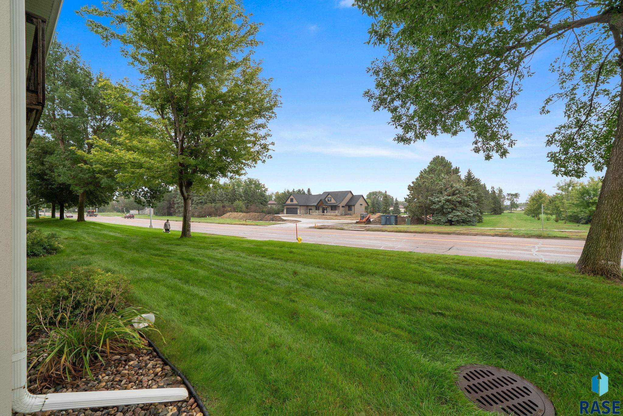 7111 56th St, Sioux Falls