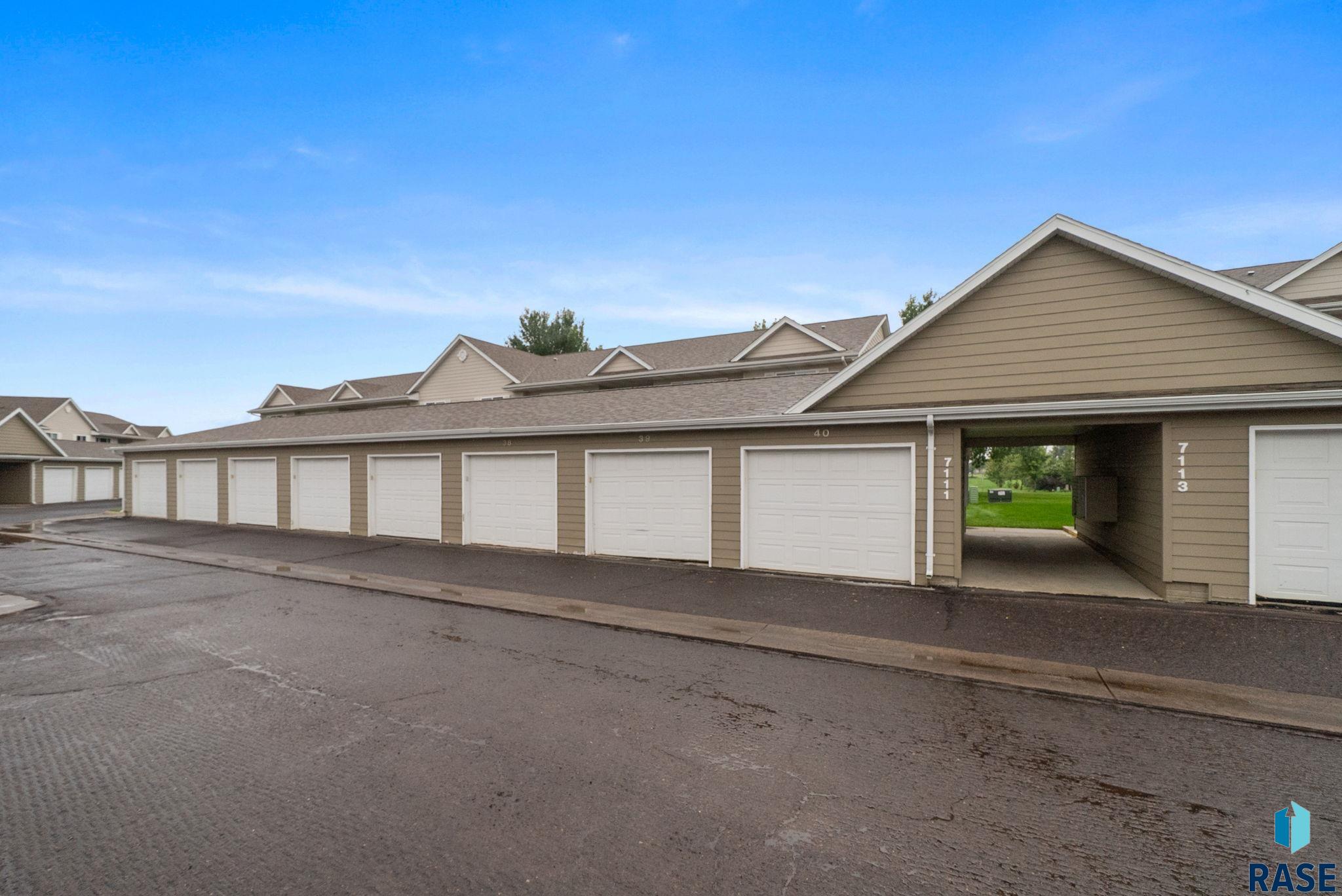 7111 56th St, Sioux Falls