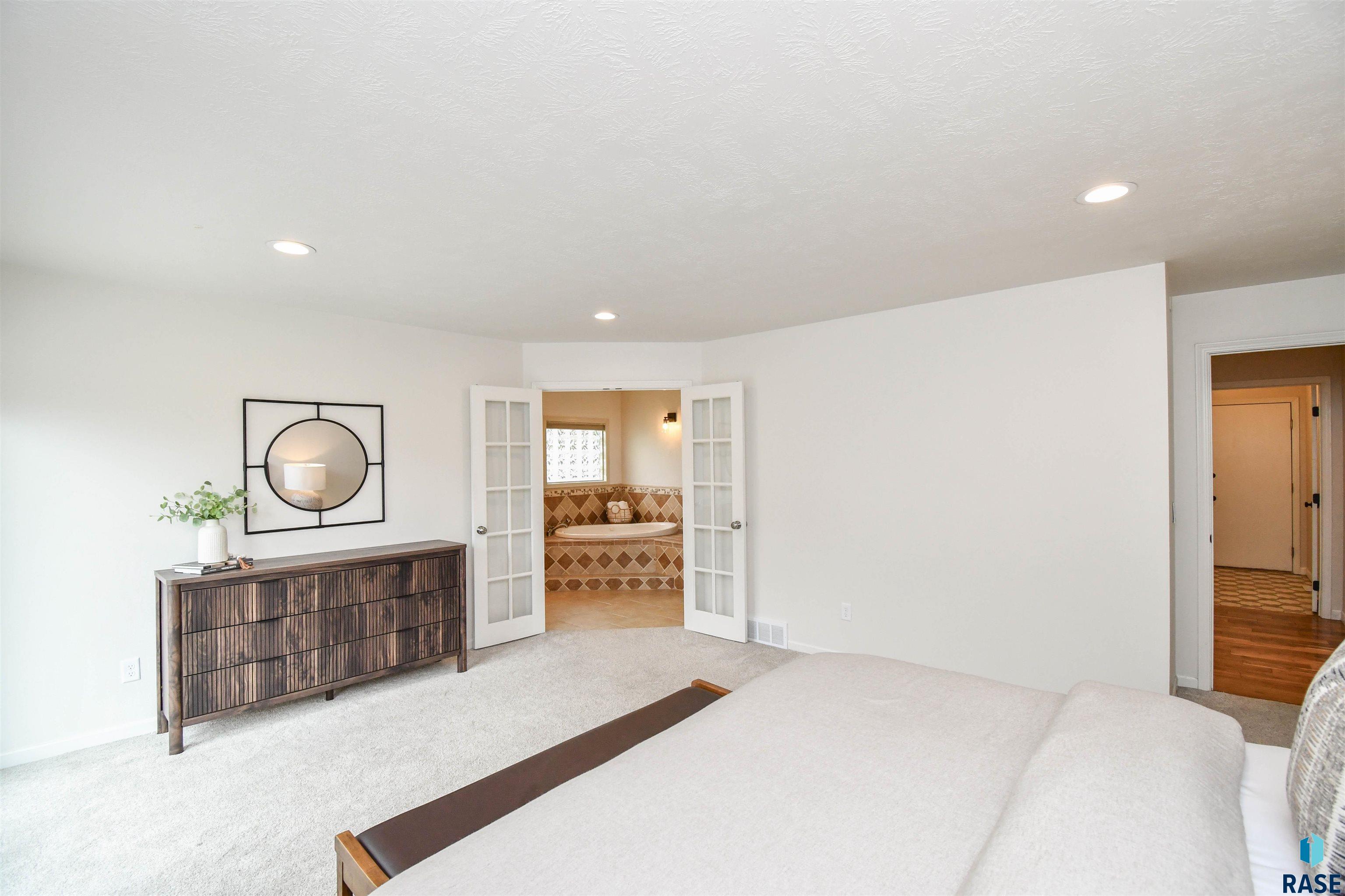 4805 Caraway Cir, Sioux Falls