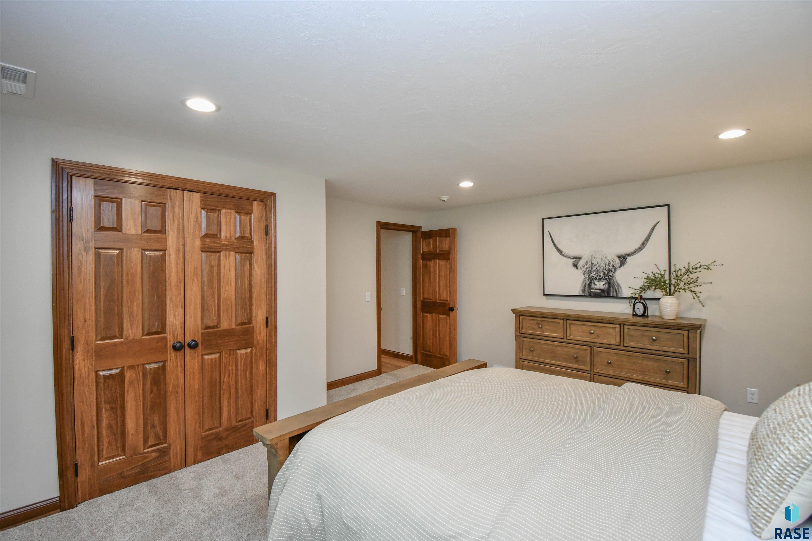 4805 Caraway Cir, Sioux Falls