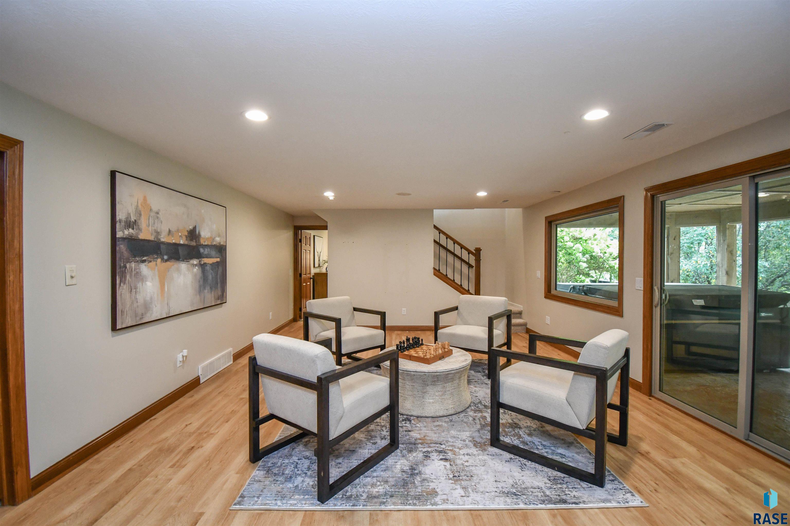 4805 Caraway Cir, Sioux Falls