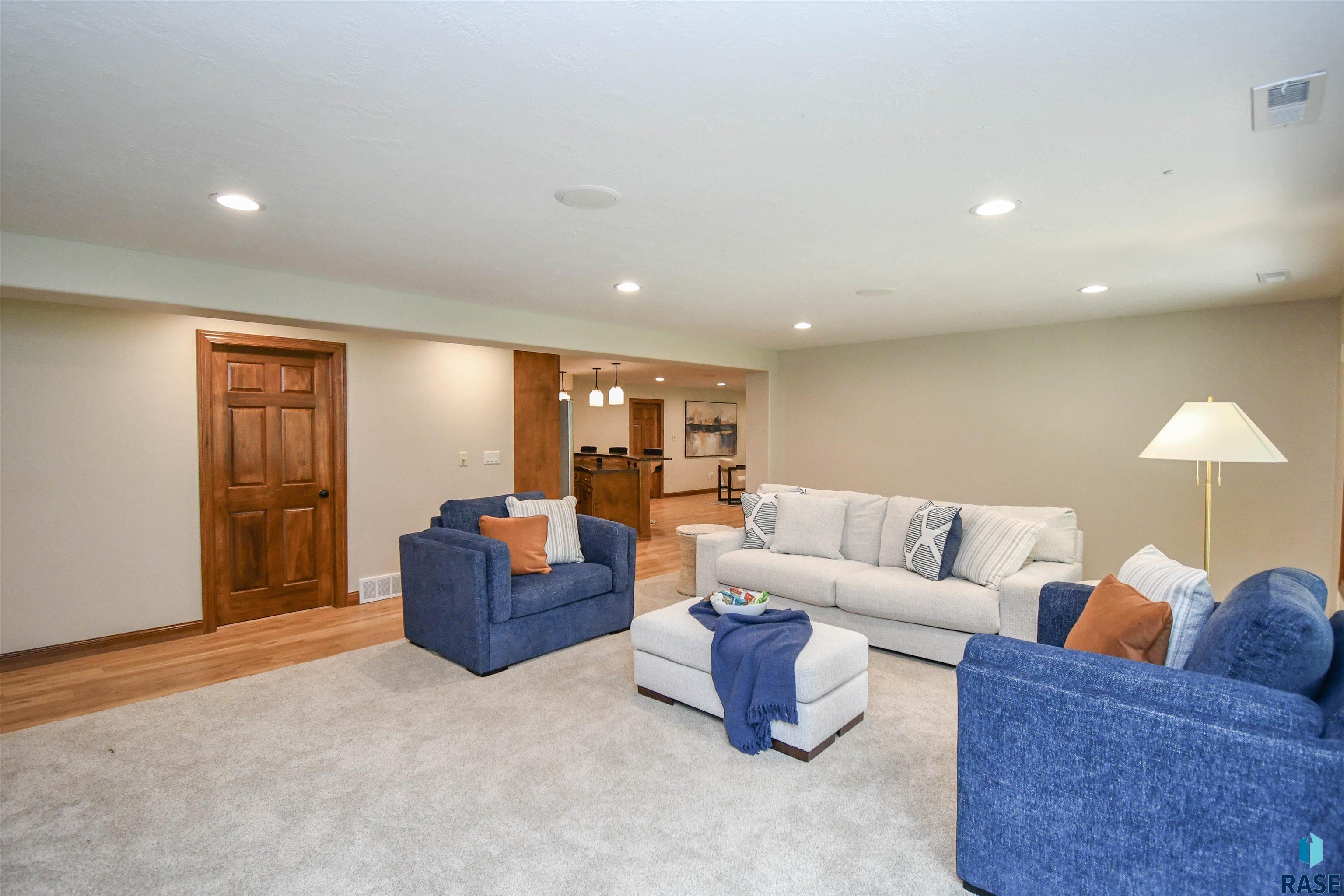 4805 Caraway Cir, Sioux Falls