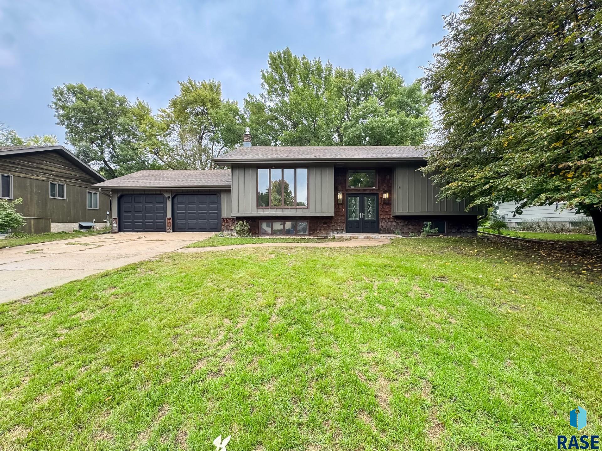 555 Danon Dr