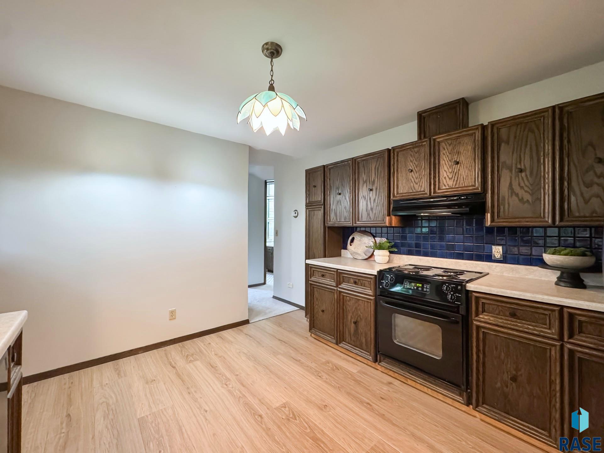 555 Danon Dr