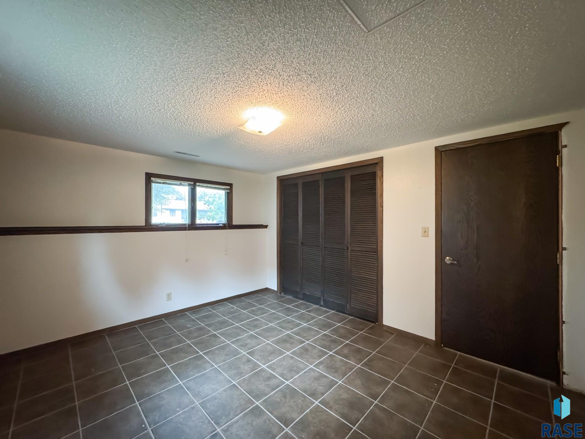 555 Danon Dr