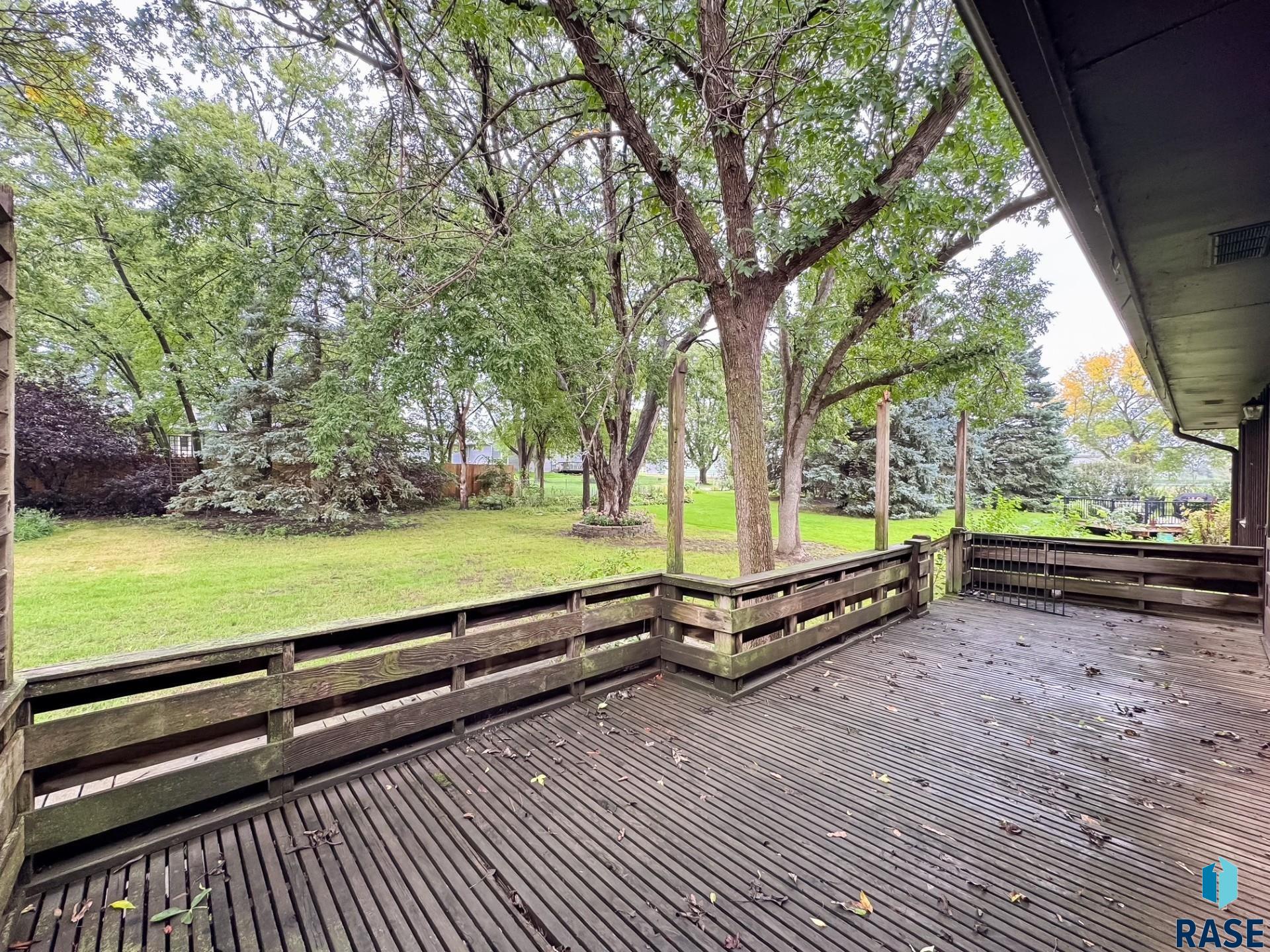 555 Danon Dr