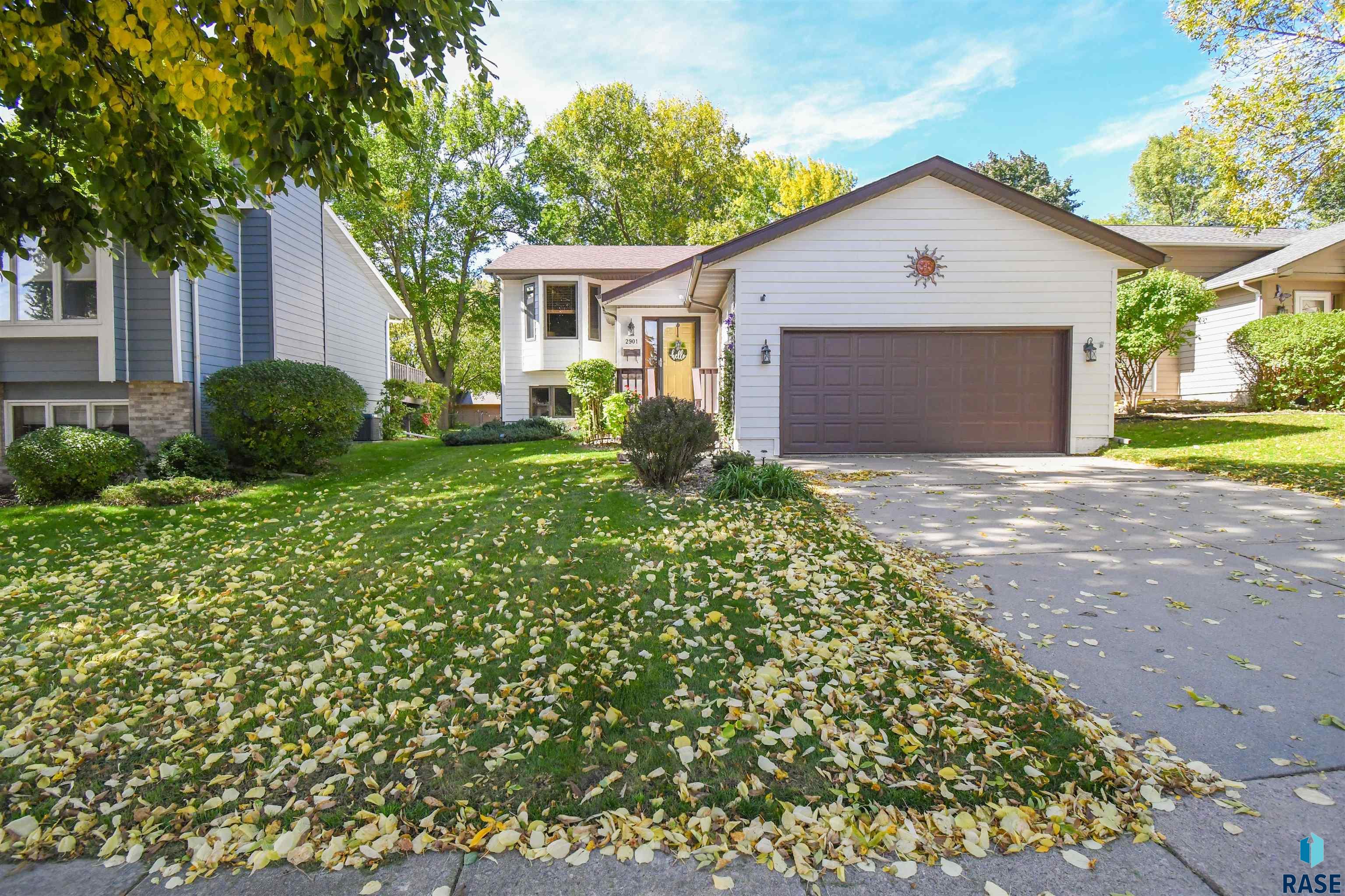 2901 S Pepper Ridge Ave, Sioux Falls