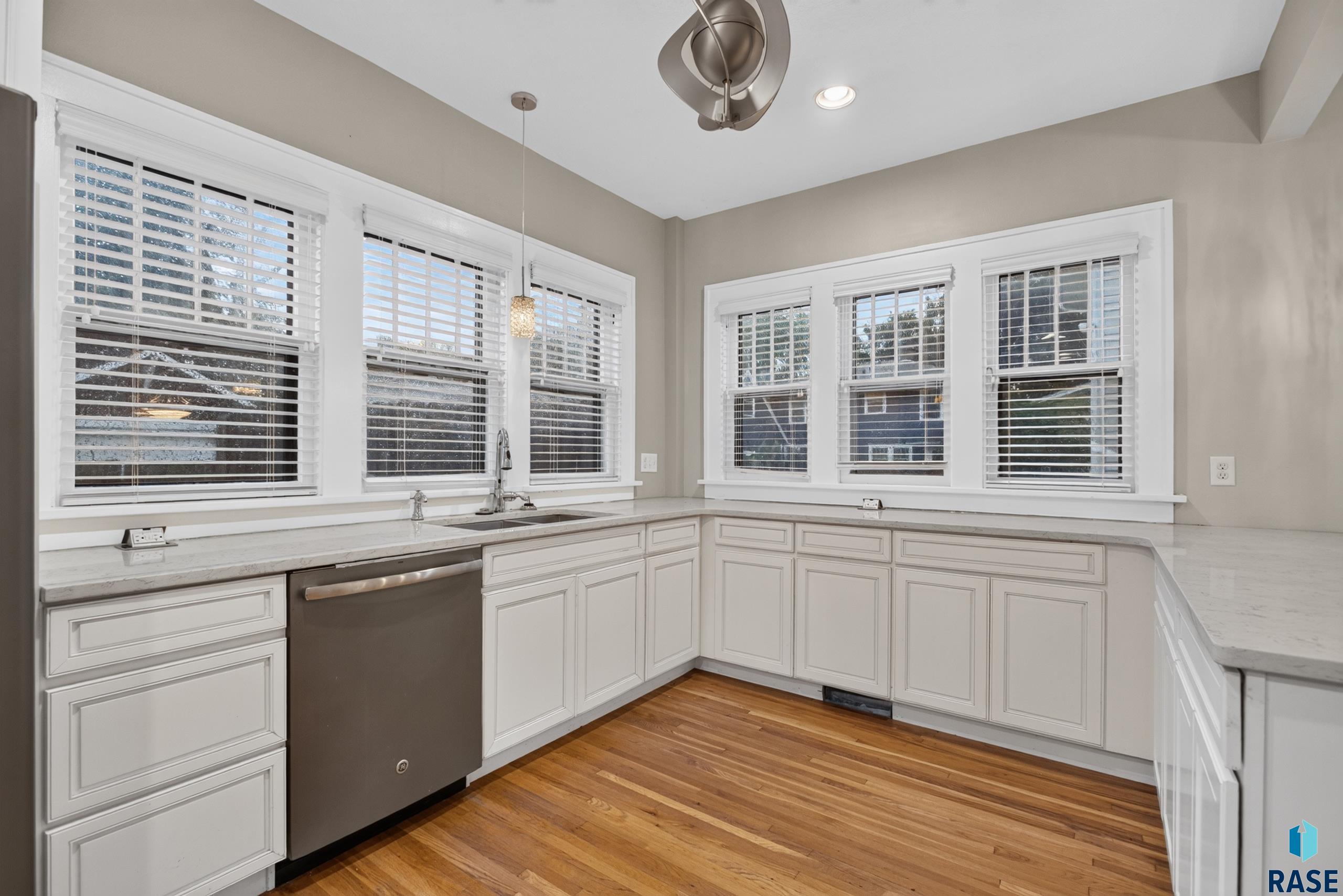 1606 Center Ave, Sioux Falls