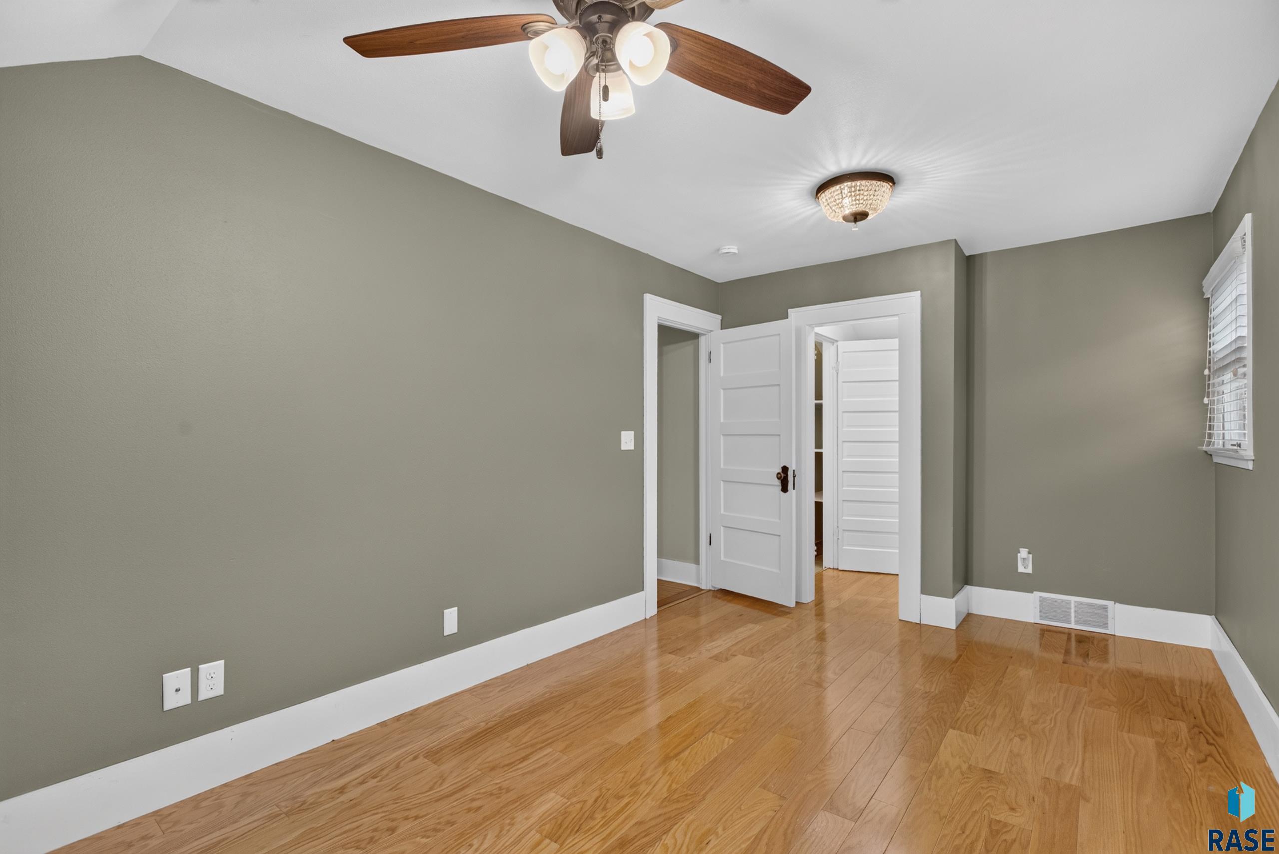 1606 Center Ave, Sioux Falls