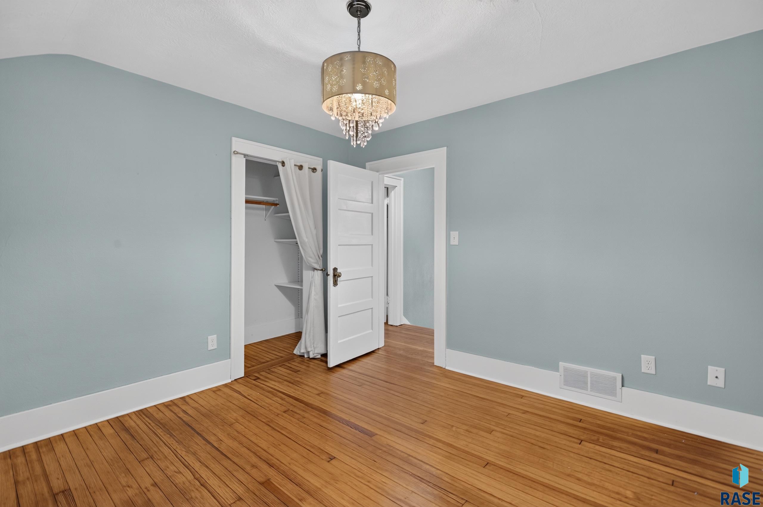 1606 Center Ave, Sioux Falls