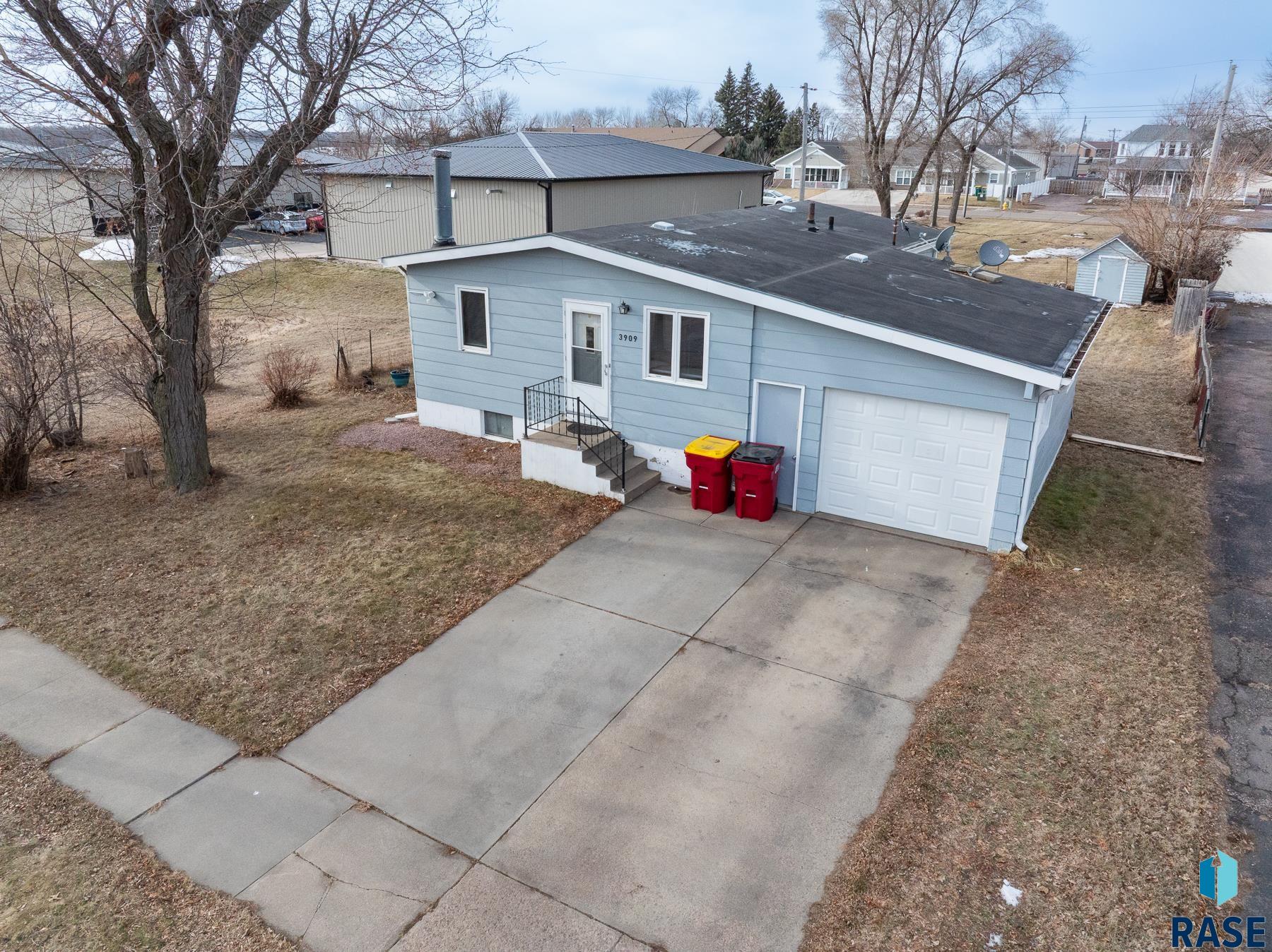 3909 S Glendale Ave, Sioux Falls