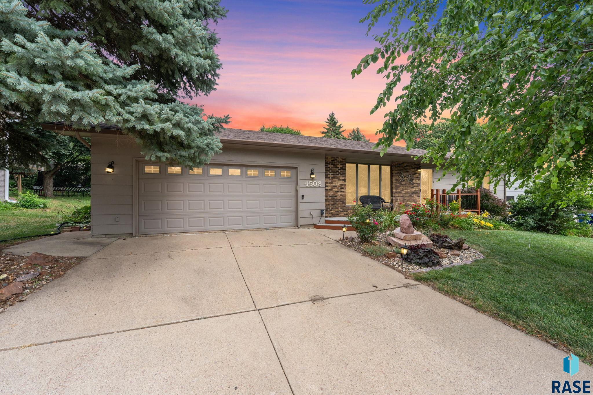 4508 S Highland Ave, Sioux Falls