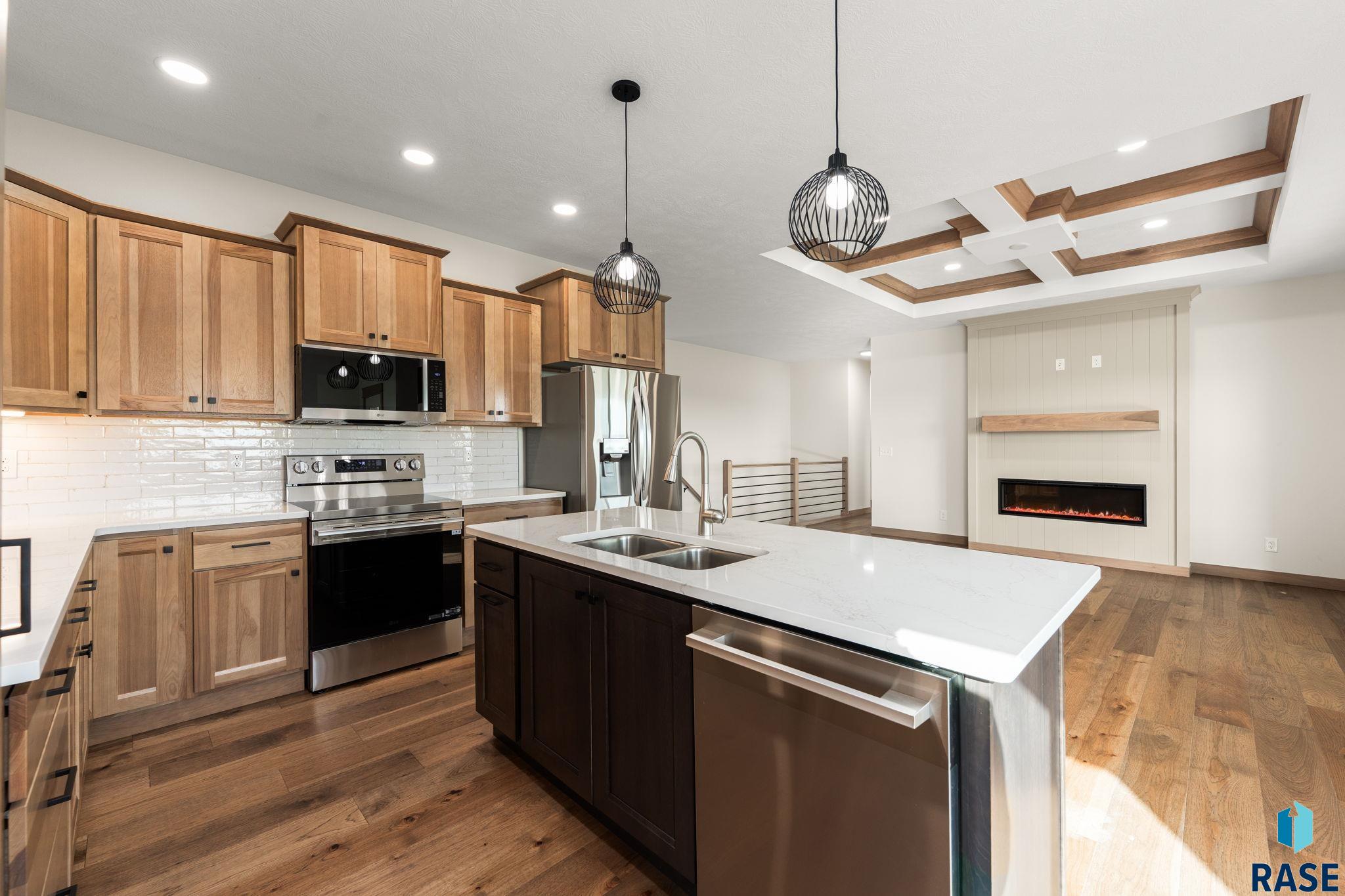 6413 Fieldview St, Sioux Falls