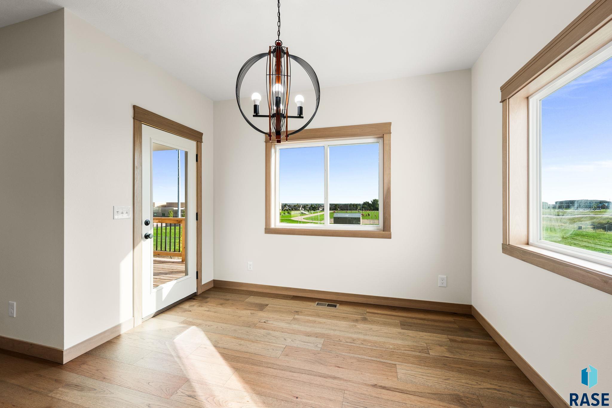 6413 Fieldview St, Sioux Falls