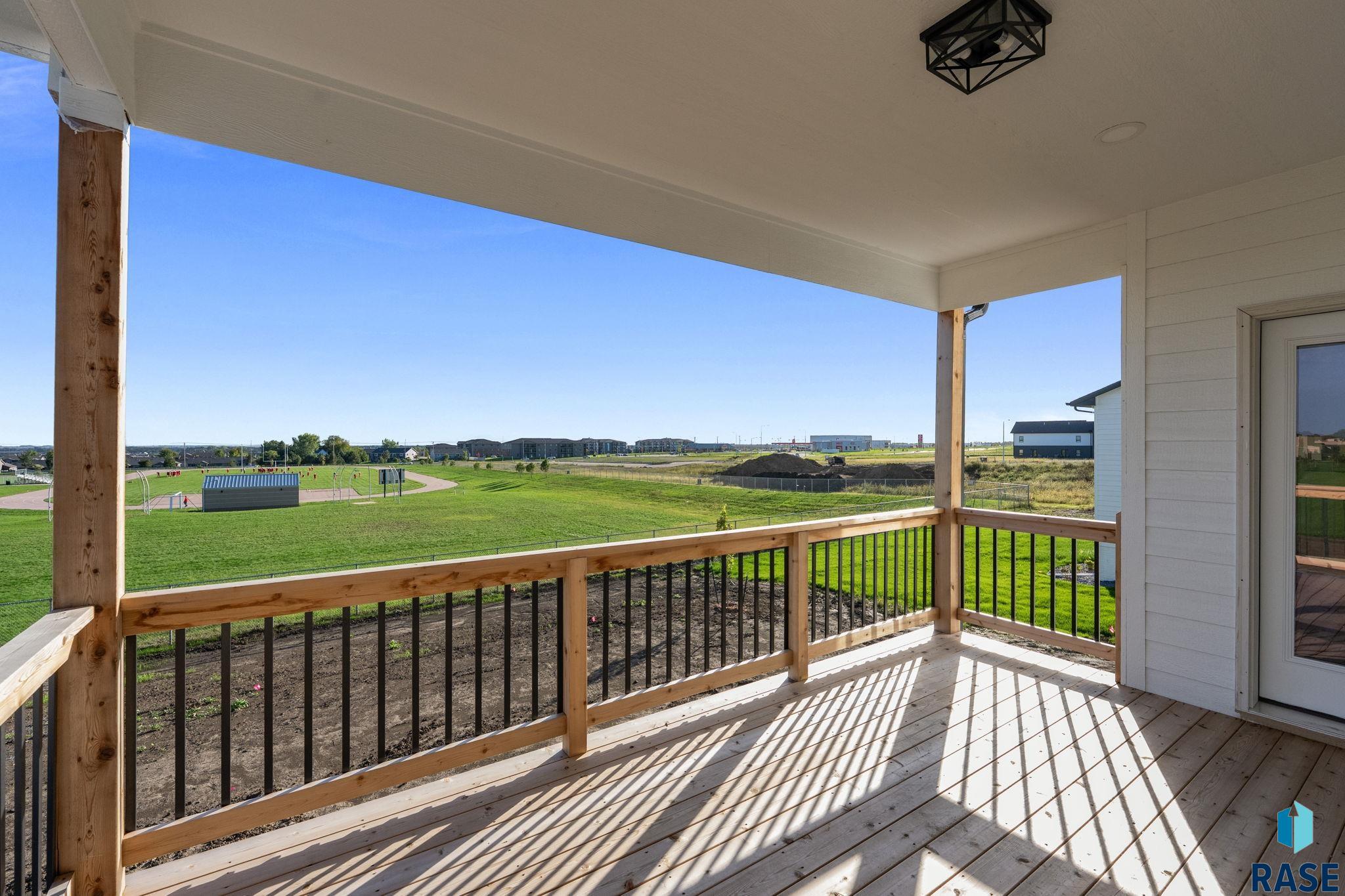 6413 Fieldview St, Sioux Falls