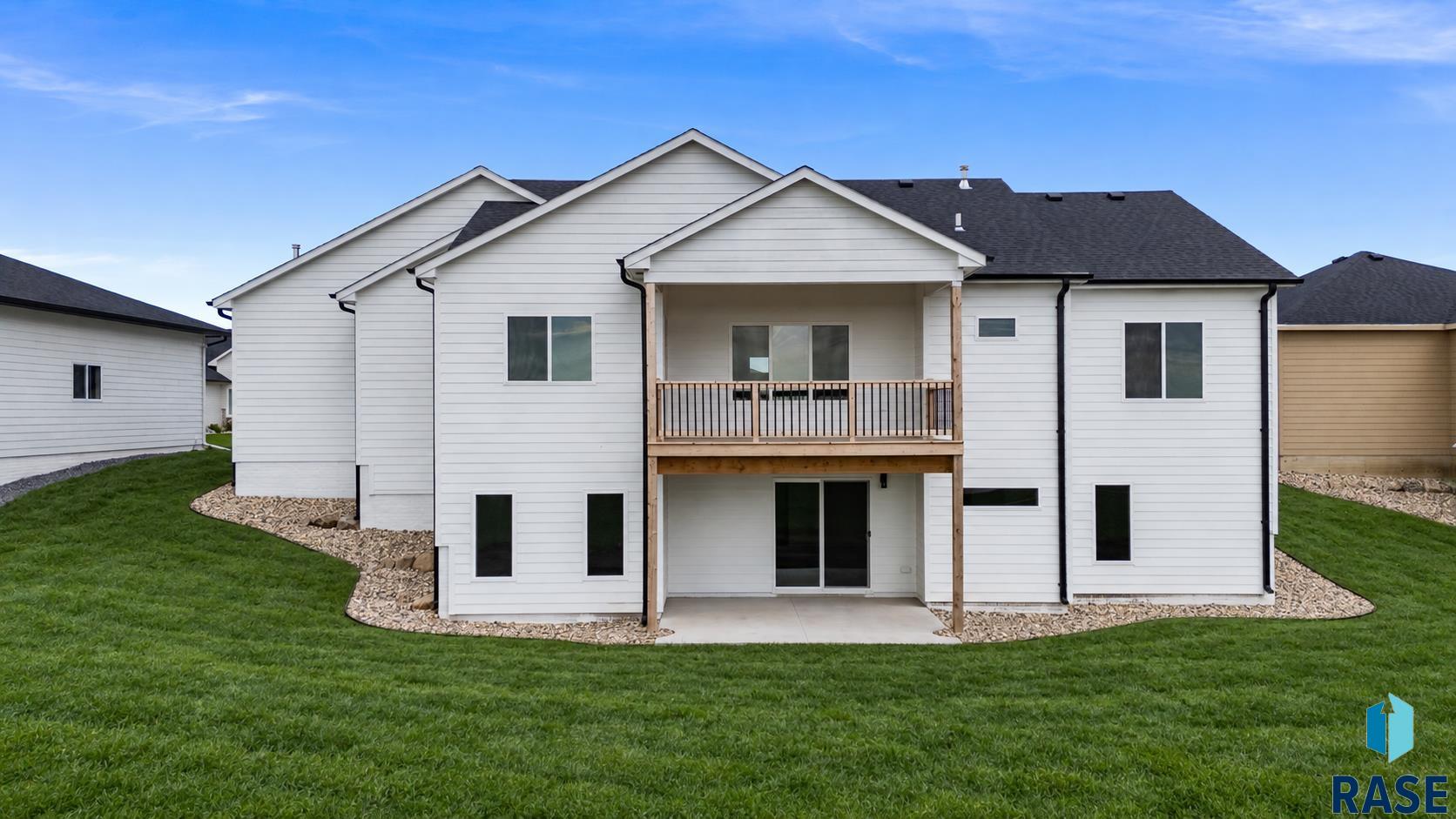 6413 Fieldview St, Sioux Falls