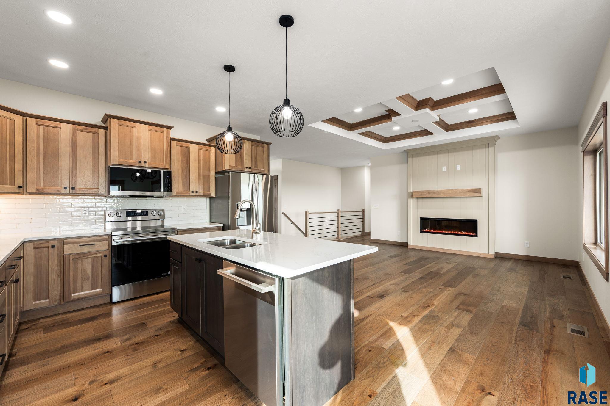 6413 Fieldview St, Sioux Falls