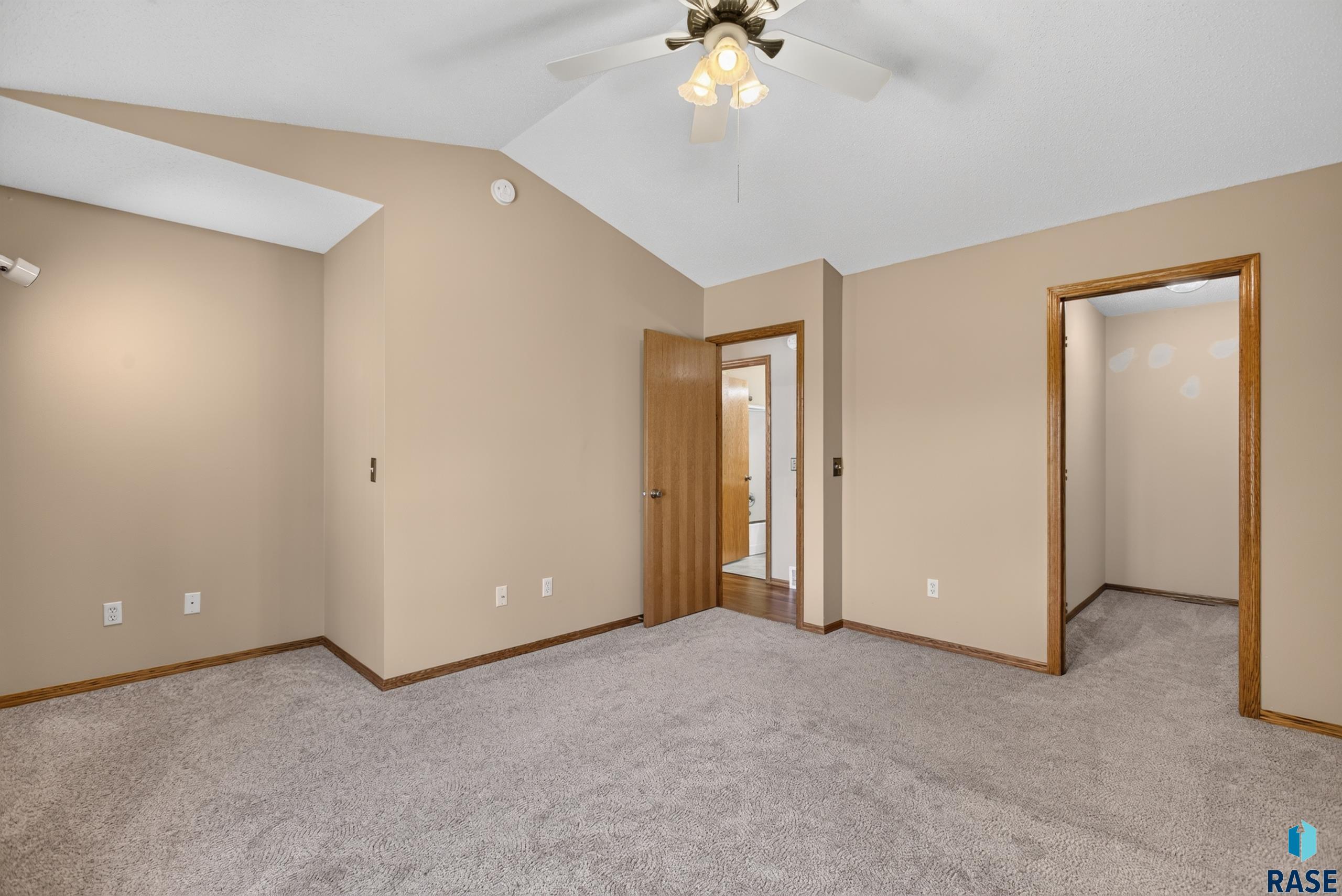 2012 Leah Cir, Sioux Falls