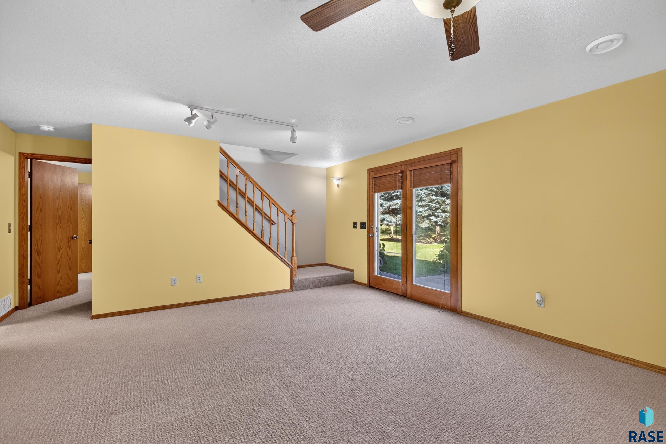 2012 Leah Cir, Sioux Falls