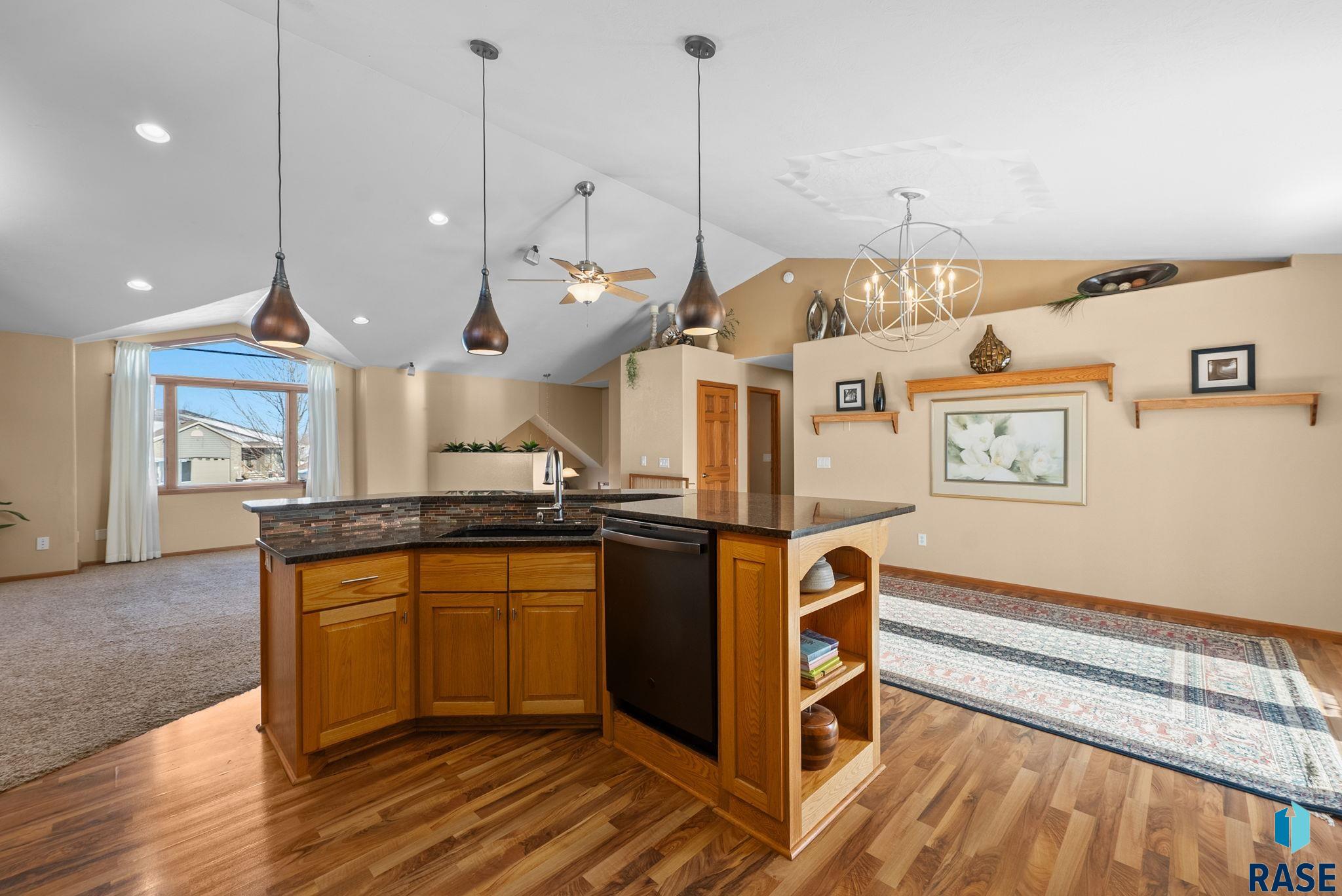7624 Courtyard Cir, Sioux Falls