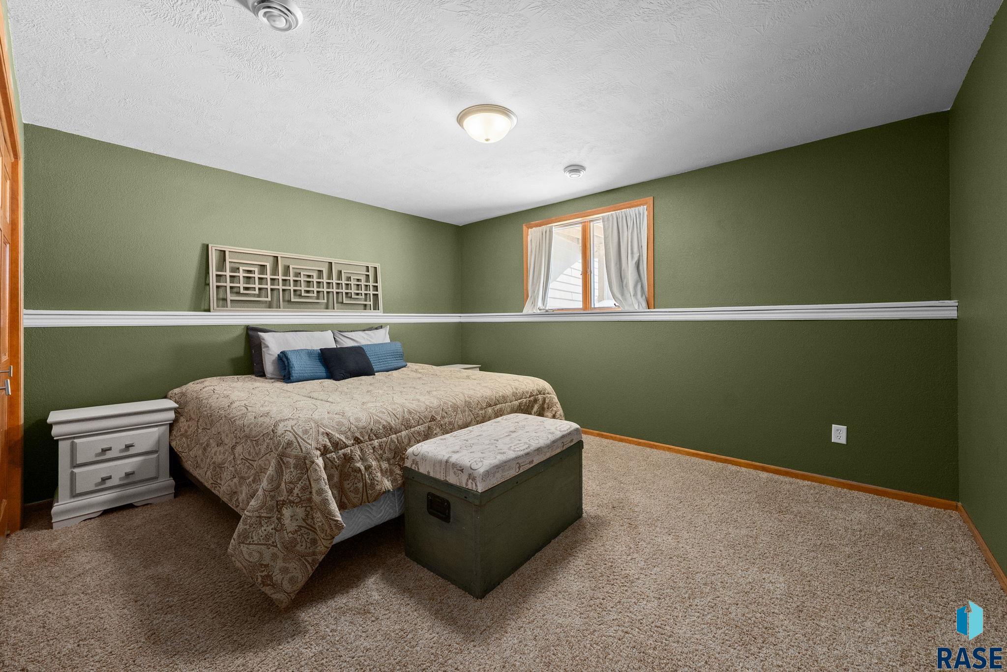 7624 Courtyard Cir, Sioux Falls