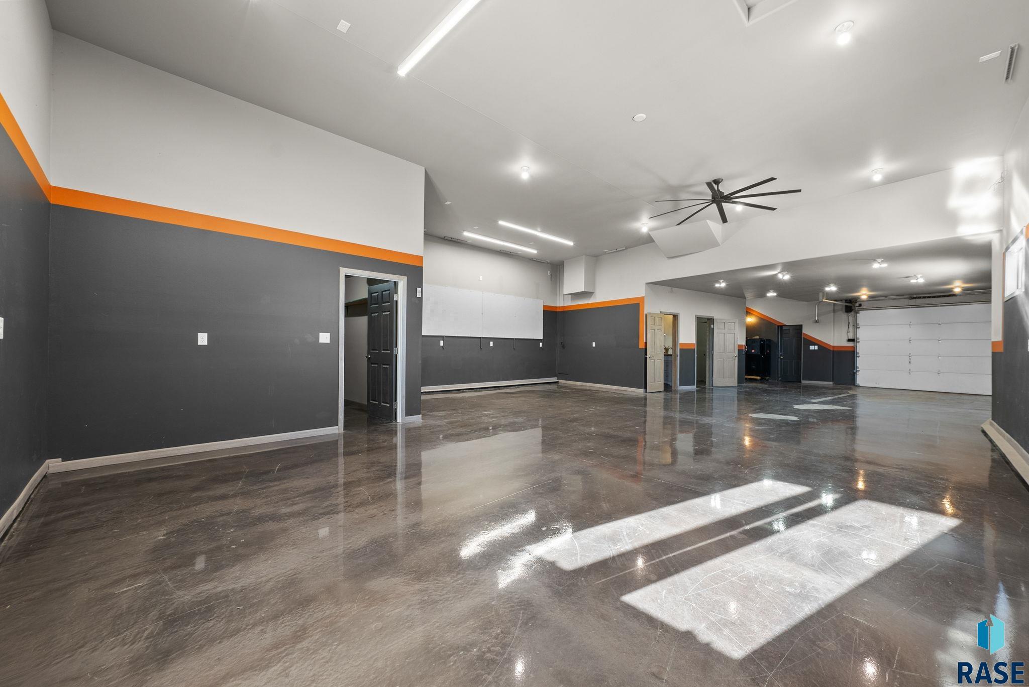 7624 Courtyard Cir, Sioux Falls