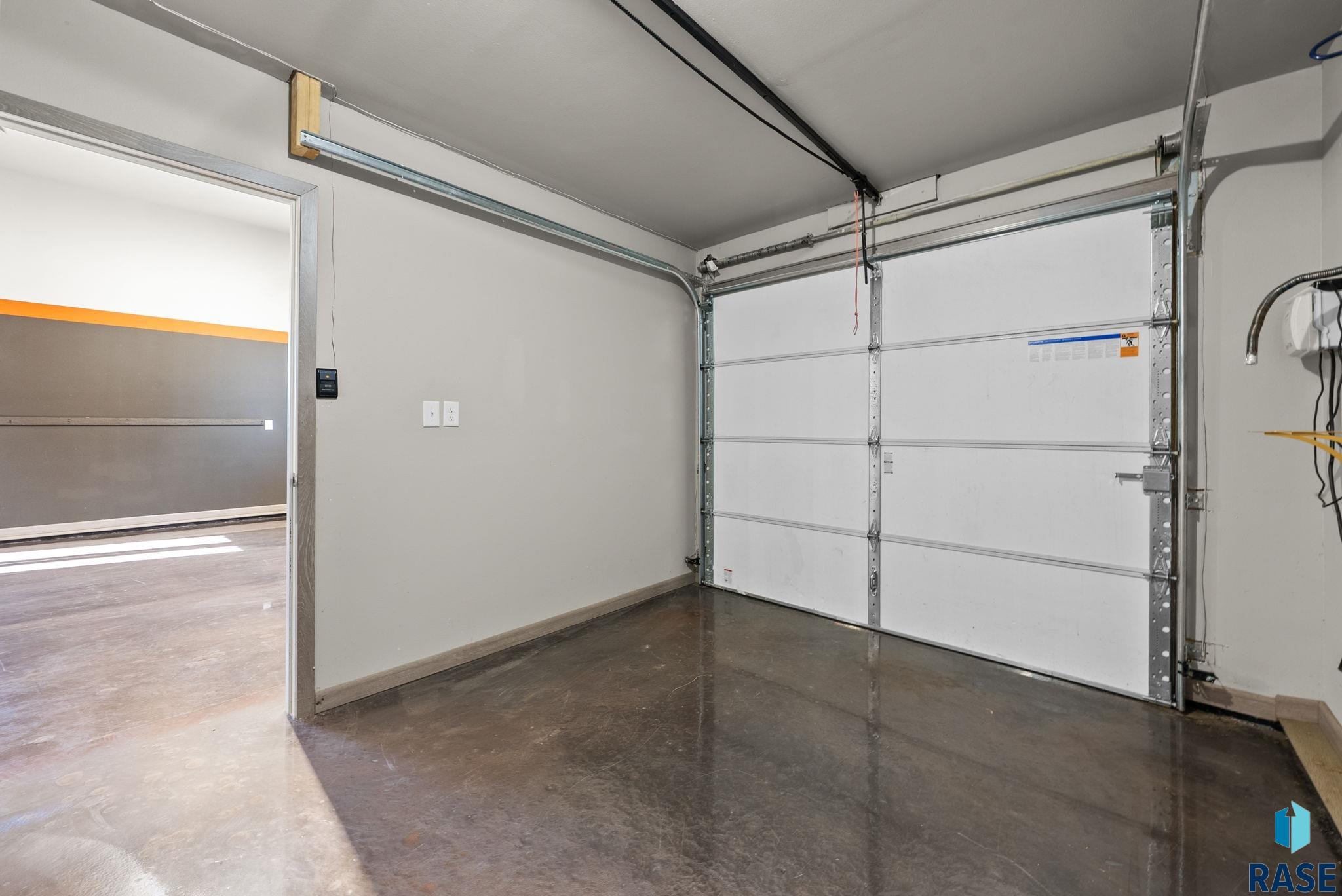 7624 Courtyard Cir, Sioux Falls
