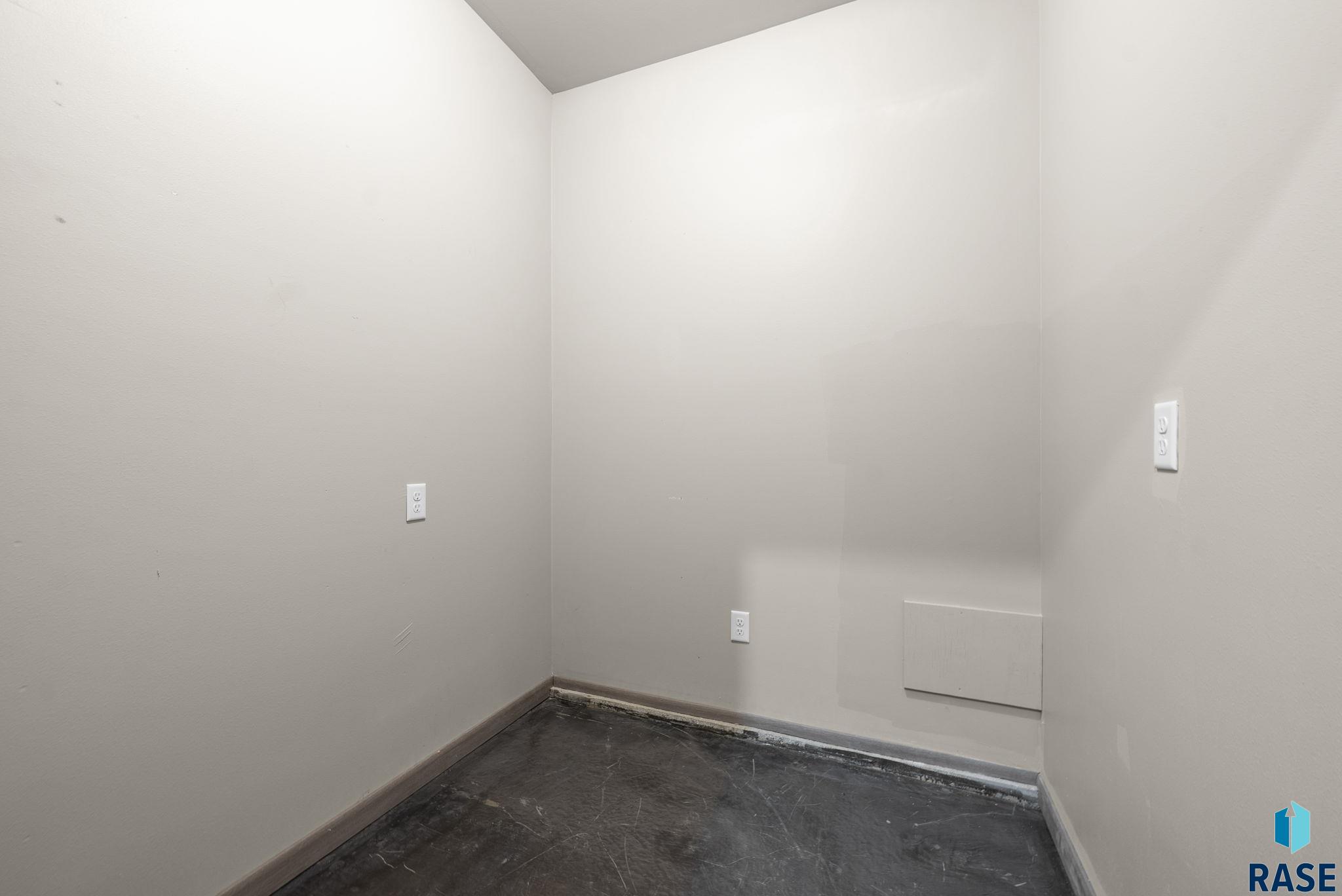 7624 Courtyard Cir, Sioux Falls
